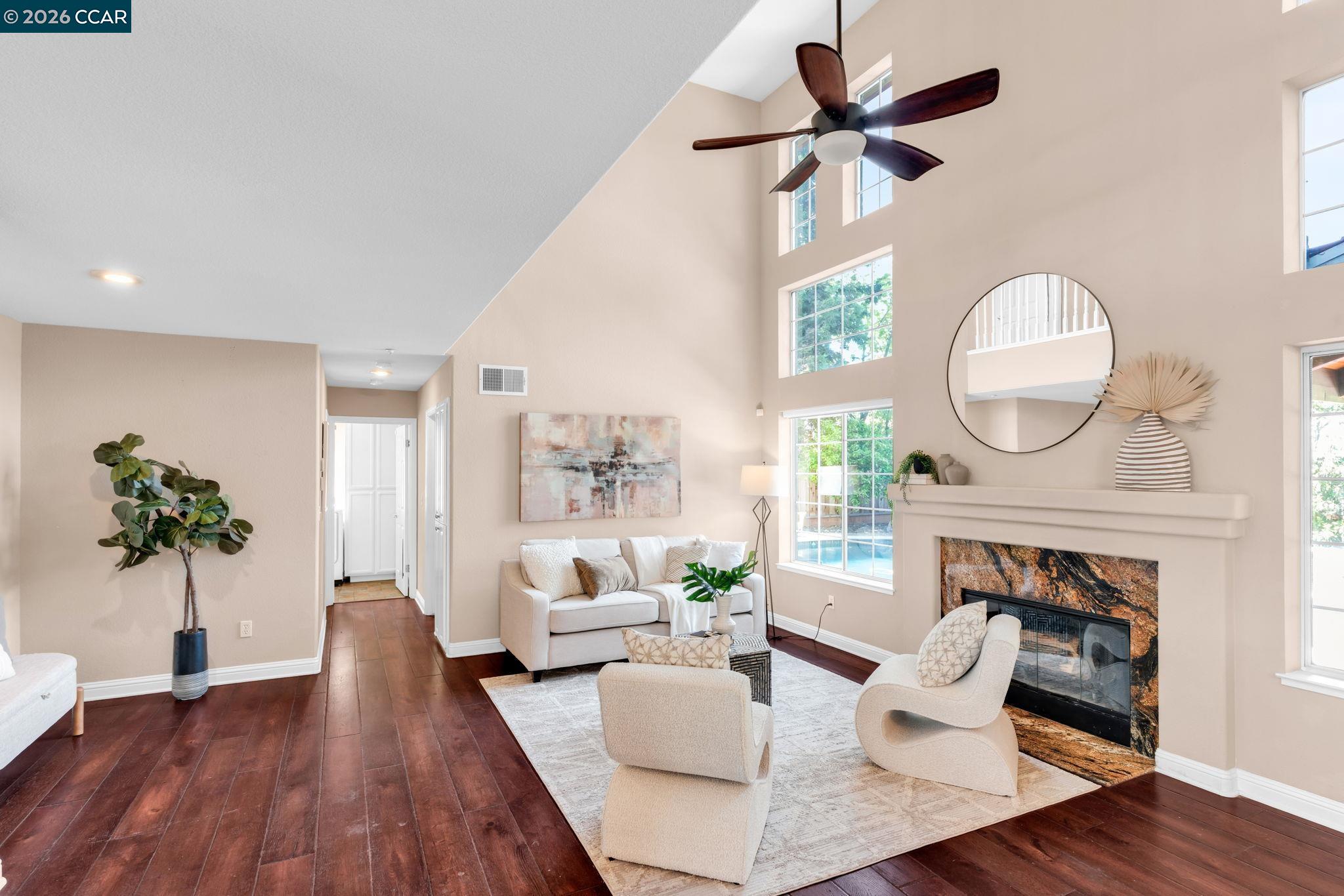 Detail Gallery Image 15 of 42 For 1174 Central Ave, Livermore,  CA 94551 - 5 Beds | 3 Baths