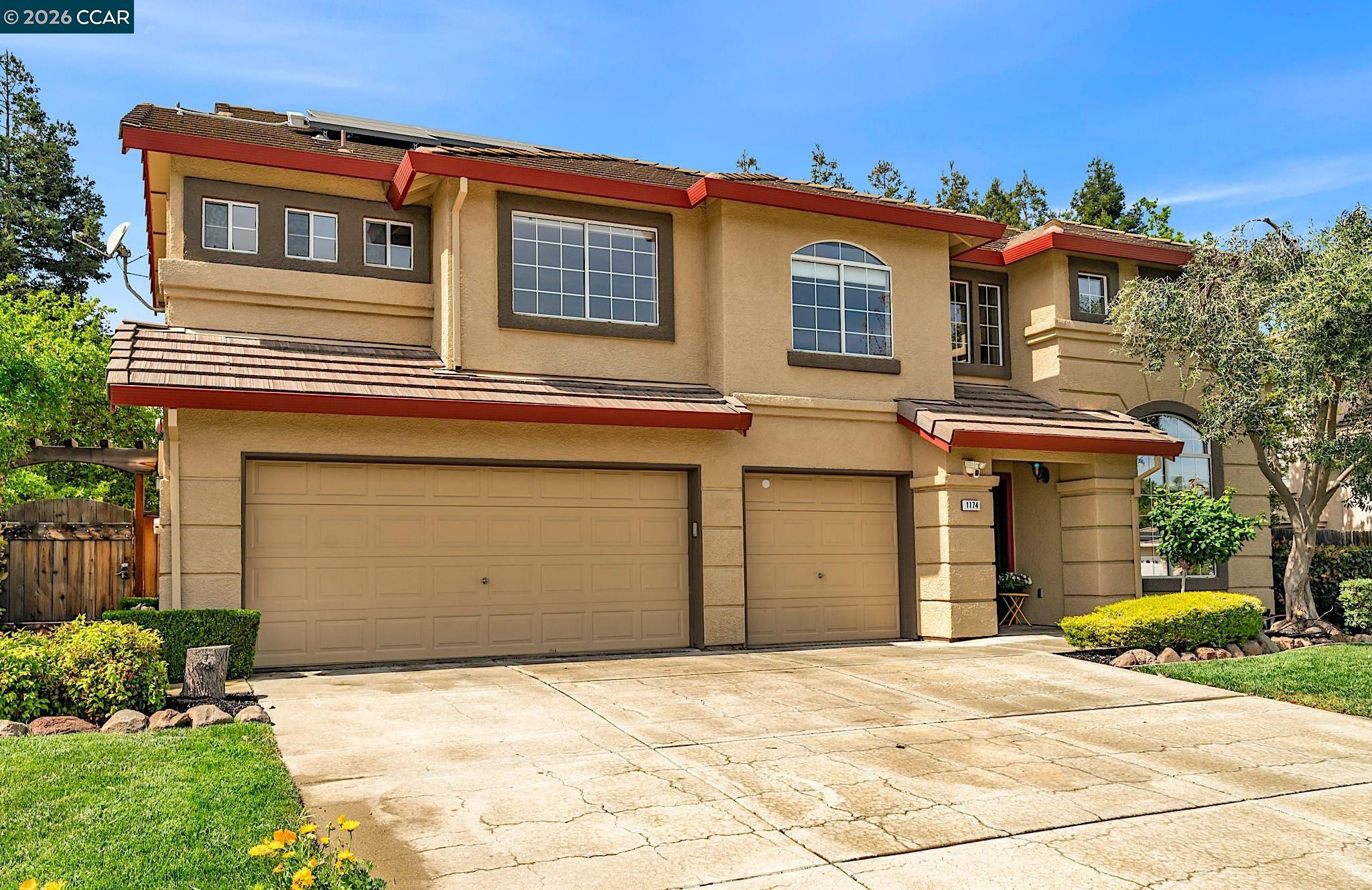 Detail Gallery Image 4 of 42 For 1174 Central Ave, Livermore,  CA 94551 - 5 Beds | 3 Baths