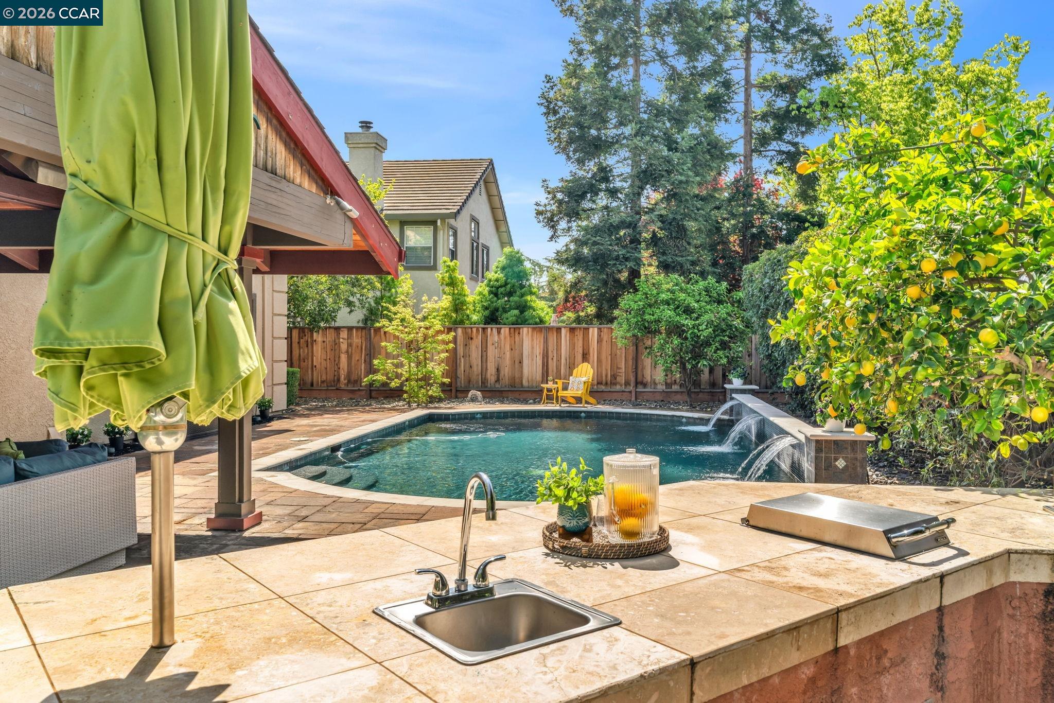 Detail Gallery Image 32 of 42 For 1174 Central Ave, Livermore,  CA 94551 - 5 Beds | 3 Baths