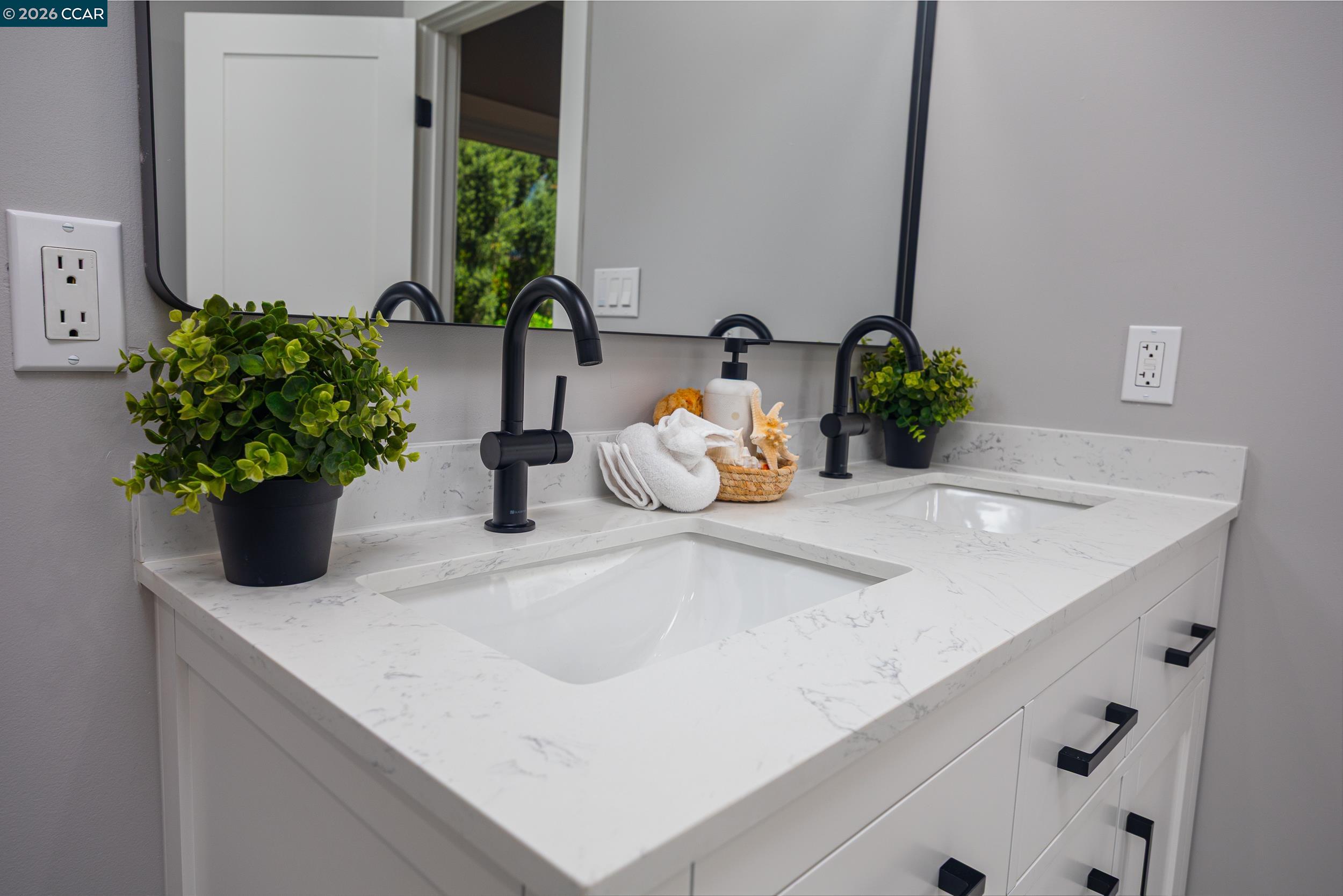 Detail Gallery Image 15 of 25 For 2479 Pacheco St, Concord,  CA 94520 - 3 Beds | 2 Baths