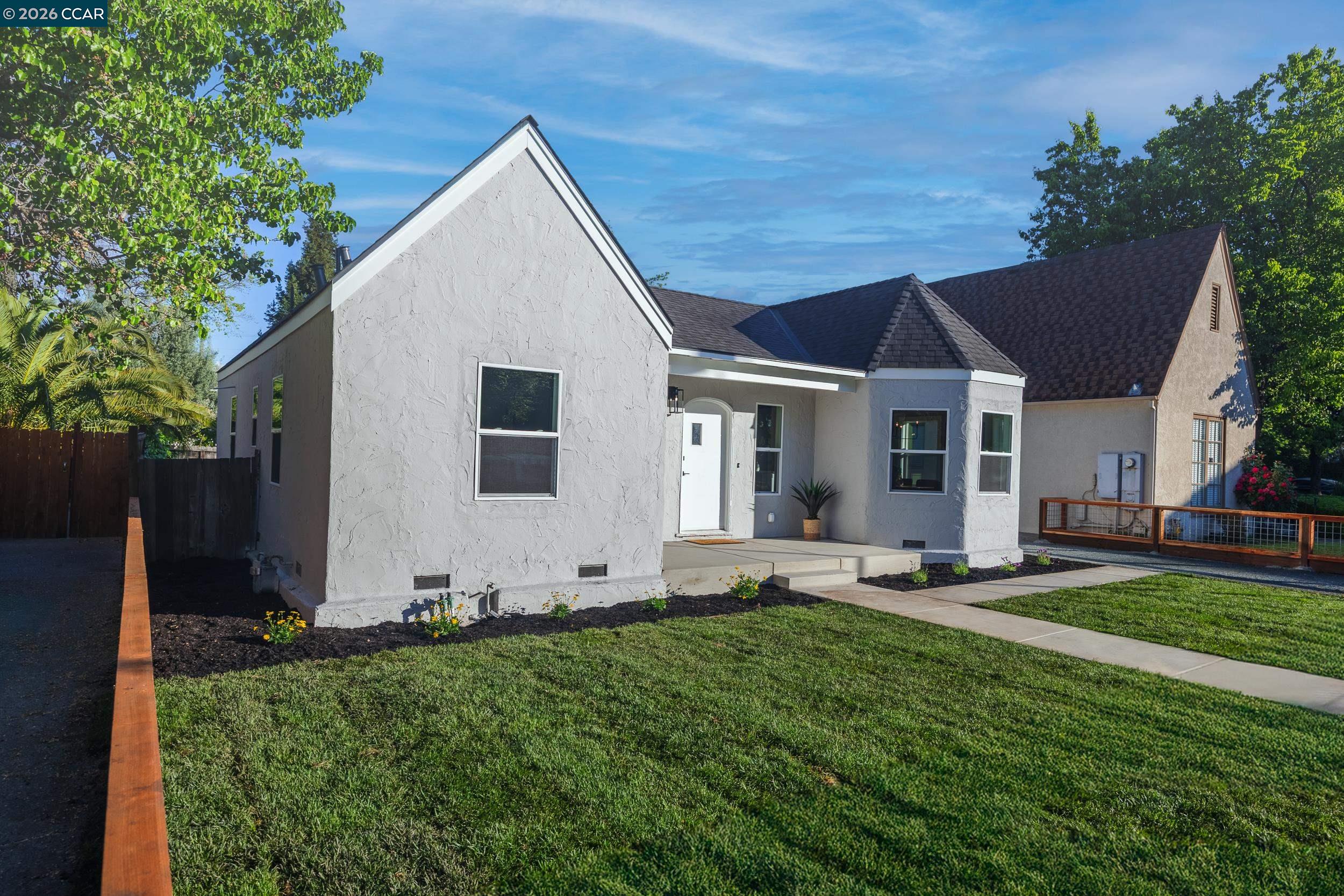 Detail Gallery Image 24 of 27 For 2479 Pacheco St, Concord,  CA 94520 - 3 Beds | 2 Baths