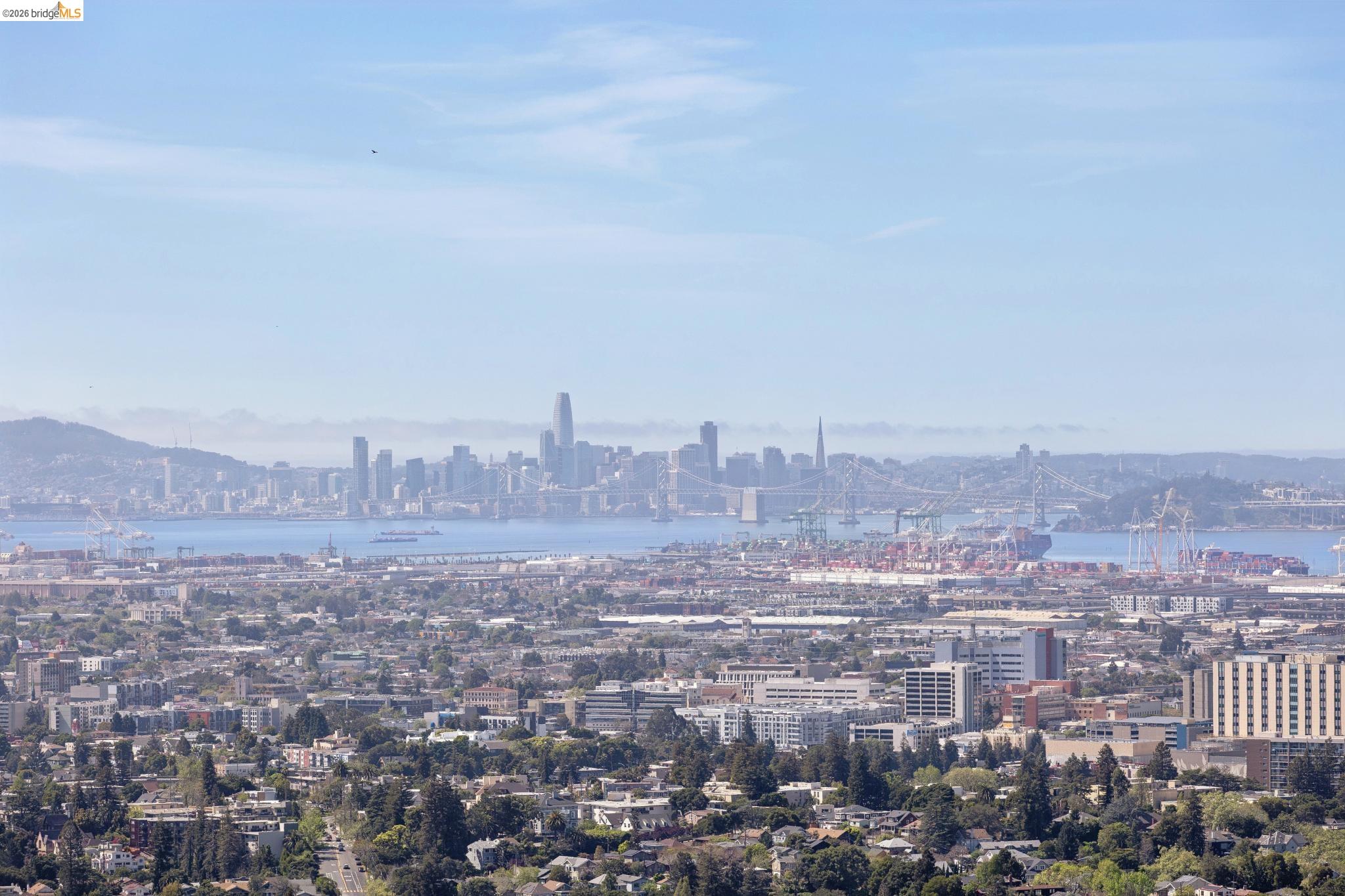 Detail Gallery Image 12 of 59 For 165 Bell Ave, Piedmont,  CA 94611 - 4 Beds | 3 Baths