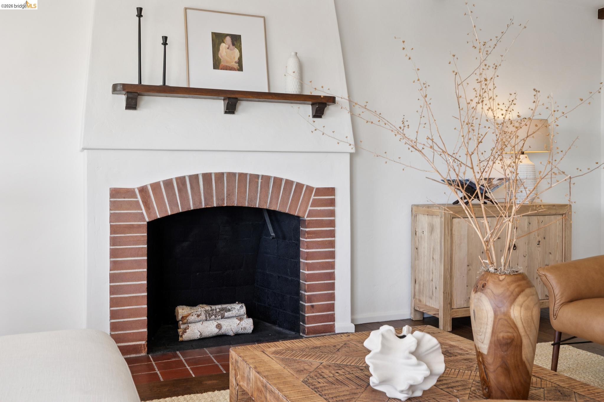 Detail Gallery Image 13 of 59 For 165 Bell Ave, Piedmont,  CA 94611 - 4 Beds | 3 Baths