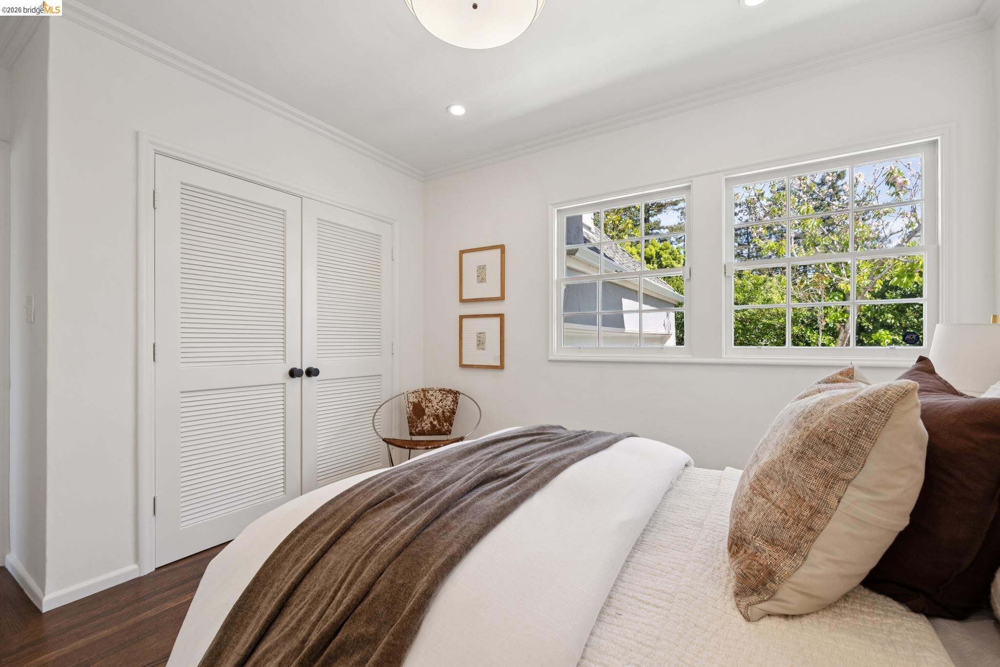 Detail Gallery Image 29 of 59 For 165 Bell Ave, Piedmont,  CA 94611 - 4 Beds | 3 Baths