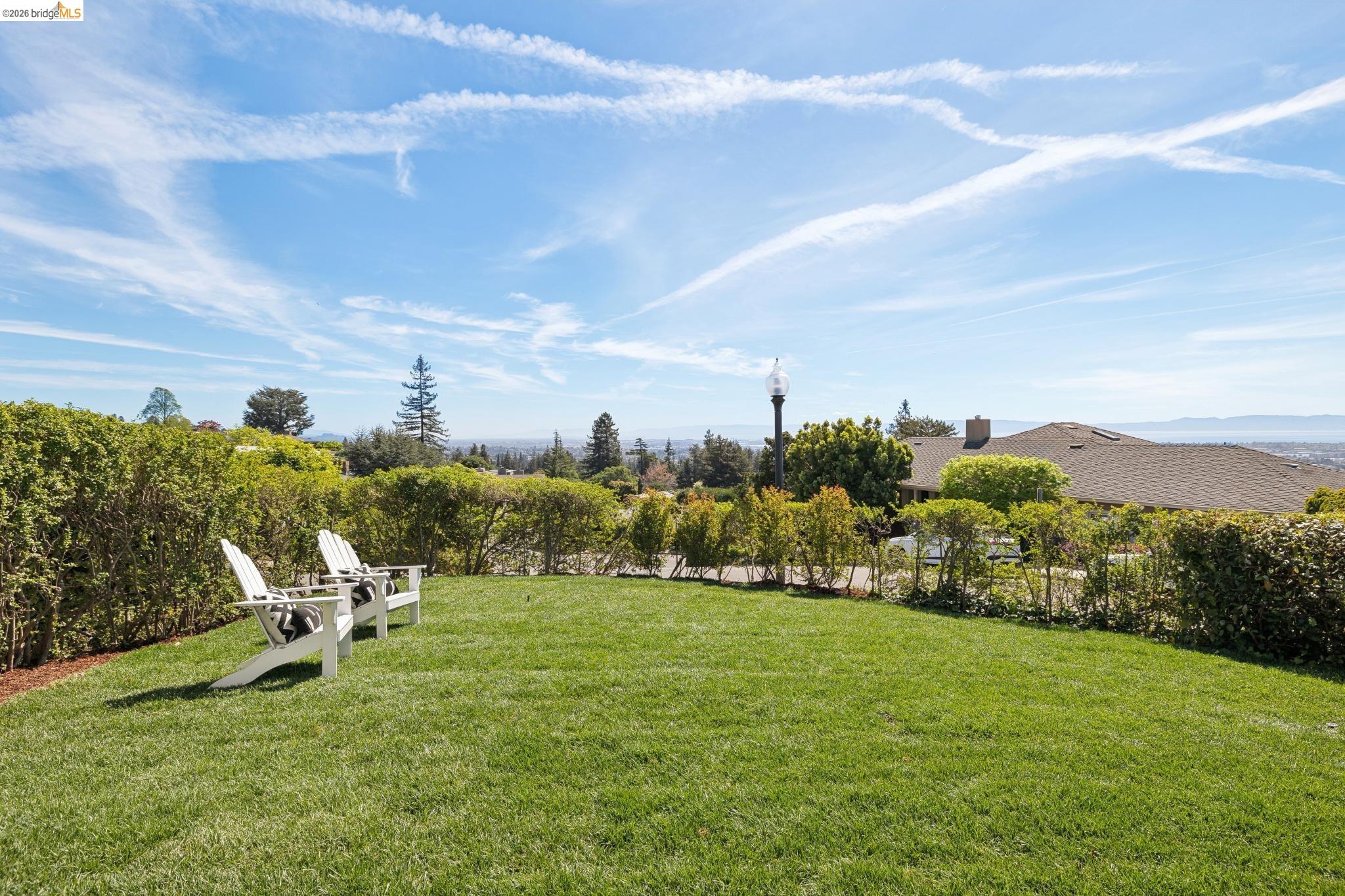 Detail Gallery Image 47 of 59 For 165 Bell Ave, Piedmont,  CA 94611 - 4 Beds | 3 Baths