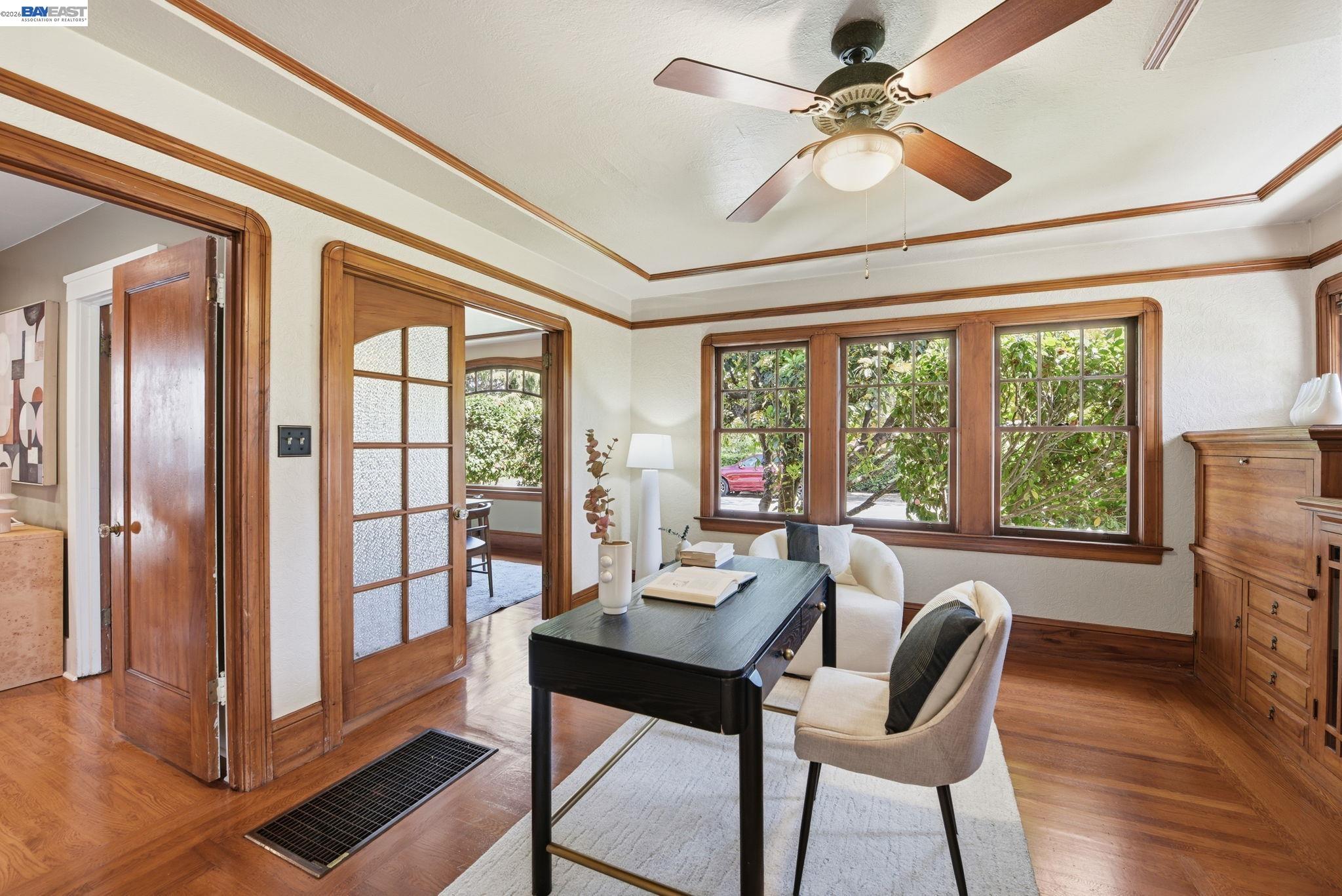 Detail Gallery Image 11 of 58 For 792 Medford Ave, Hayward,  CA 94541 - 4 Beds | 3/1 Baths