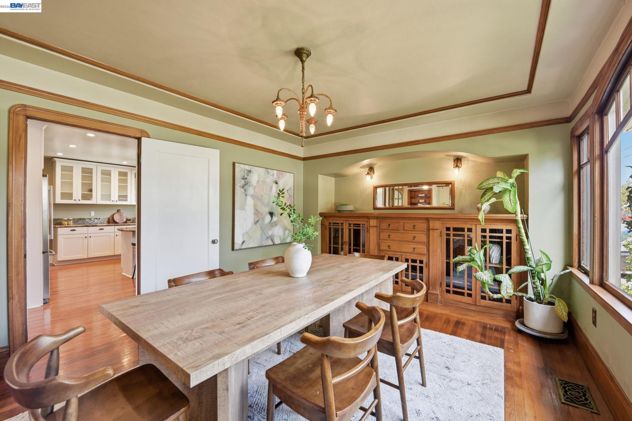 Detail Gallery Image 14 of 58 For 792 Medford Ave, Hayward,  CA 94541 - 4 Beds | 3/1 Baths