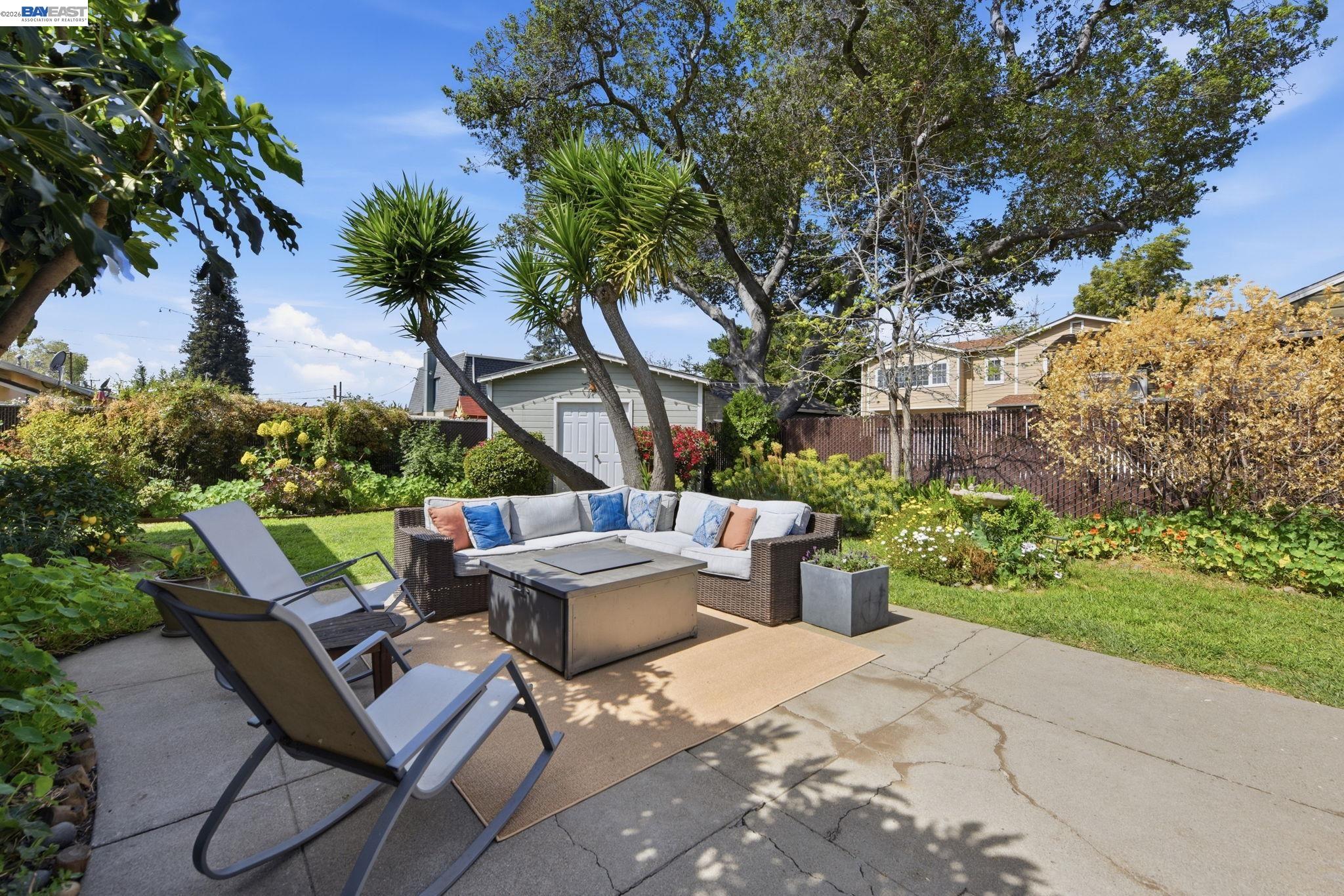 Detail Gallery Image 45 of 58 For 792 Medford Ave, Hayward,  CA 94541 - 4 Beds | 3/1 Baths