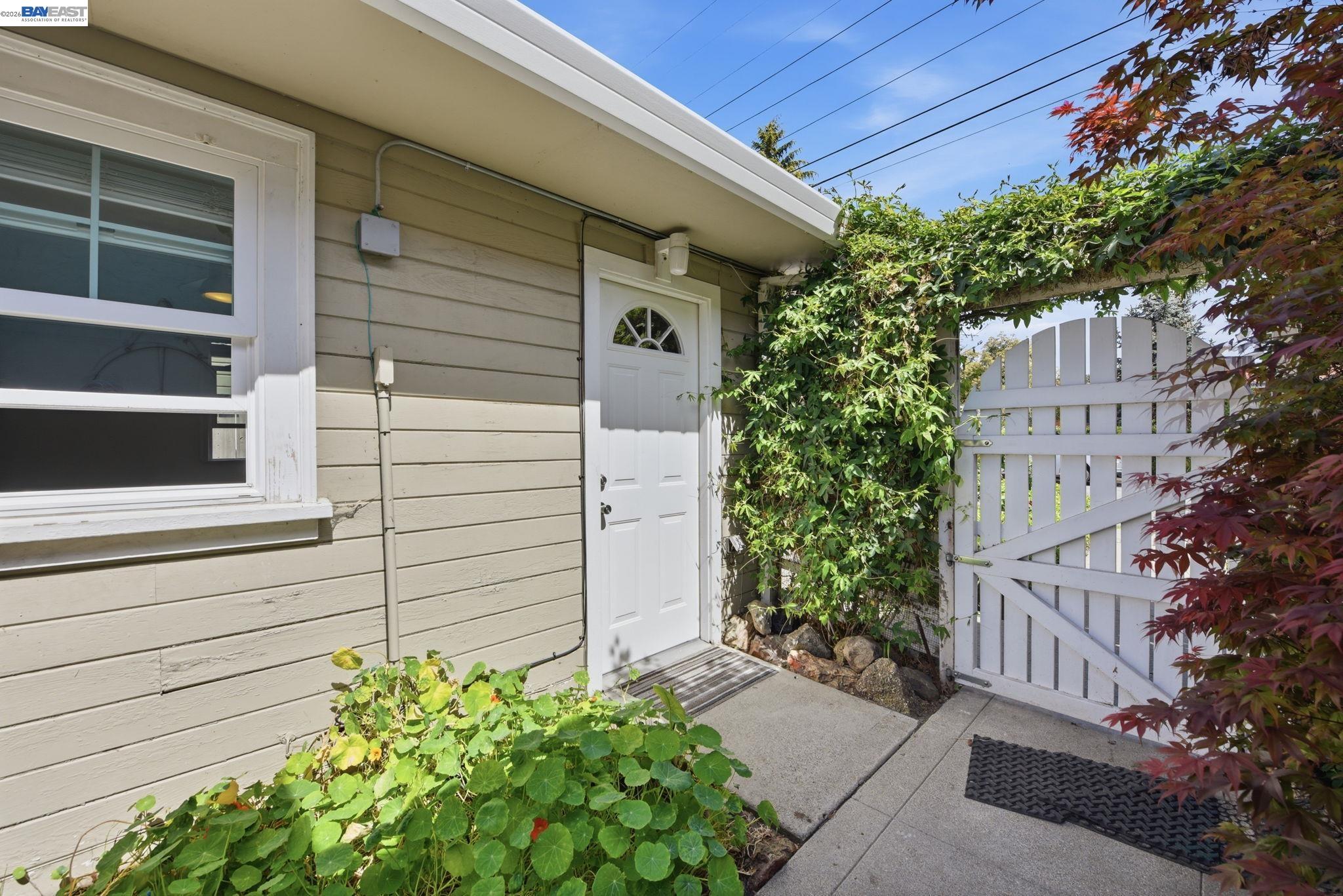 Detail Gallery Image 50 of 58 For 792 Medford Ave, Hayward,  CA 94541 - 4 Beds | 3/1 Baths