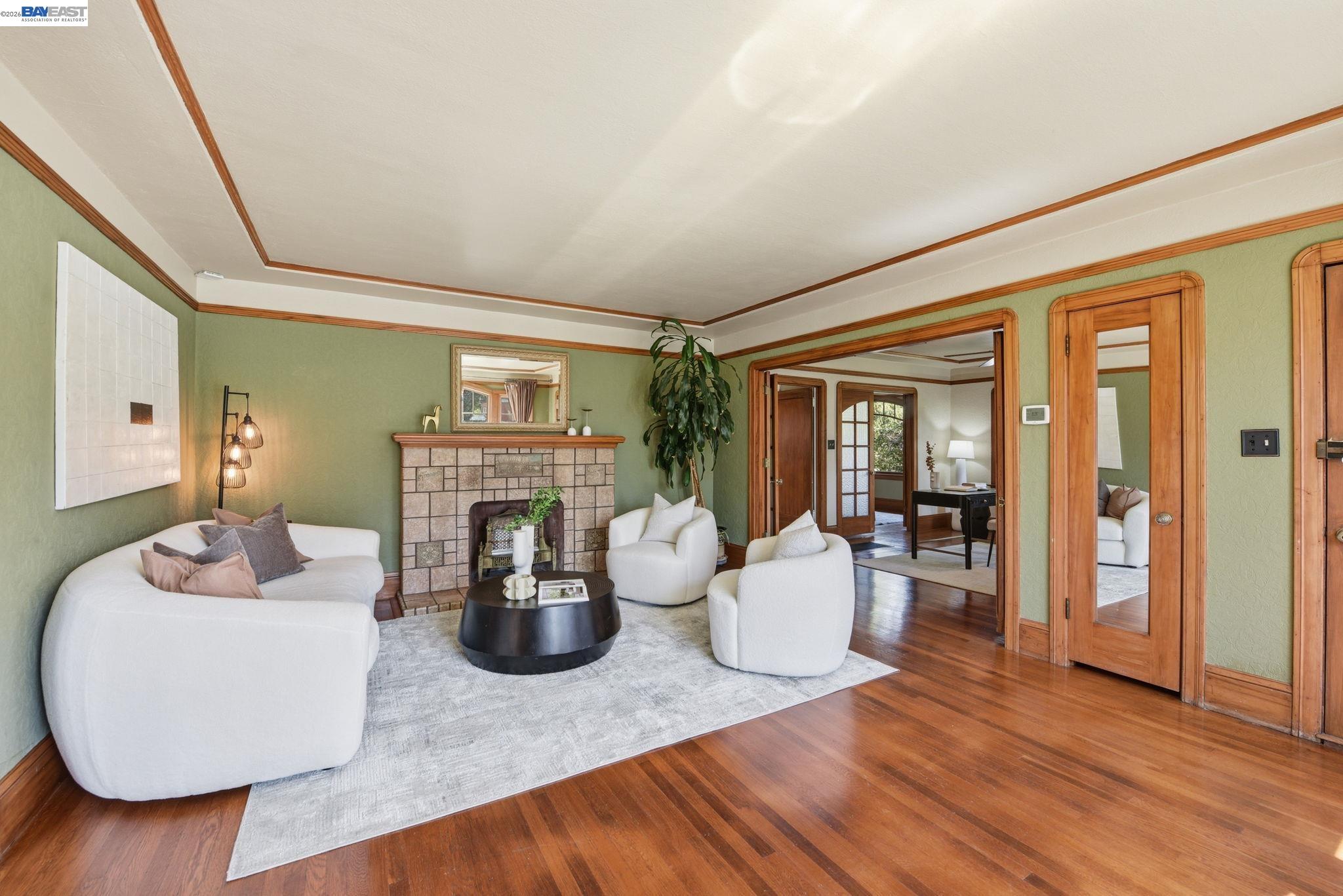 Detail Gallery Image 7 of 58 For 792 Medford Ave, Hayward,  CA 94541 - 4 Beds | 3/1 Baths