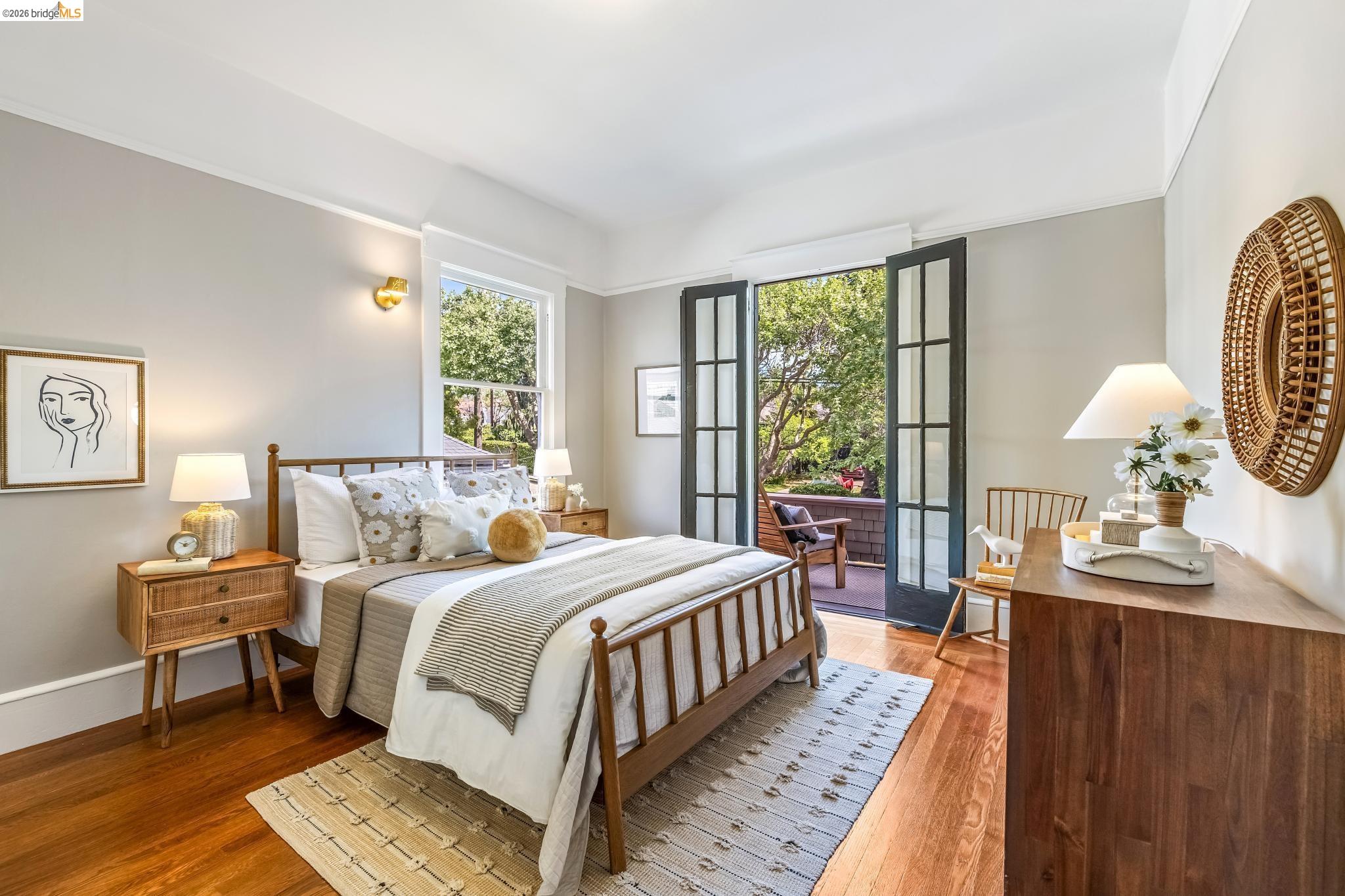 Detail Gallery Image 32 of 60 For 1715 Oakland Ave, Piedmont,  CA 94611 - 4 Beds | 2/2 Baths