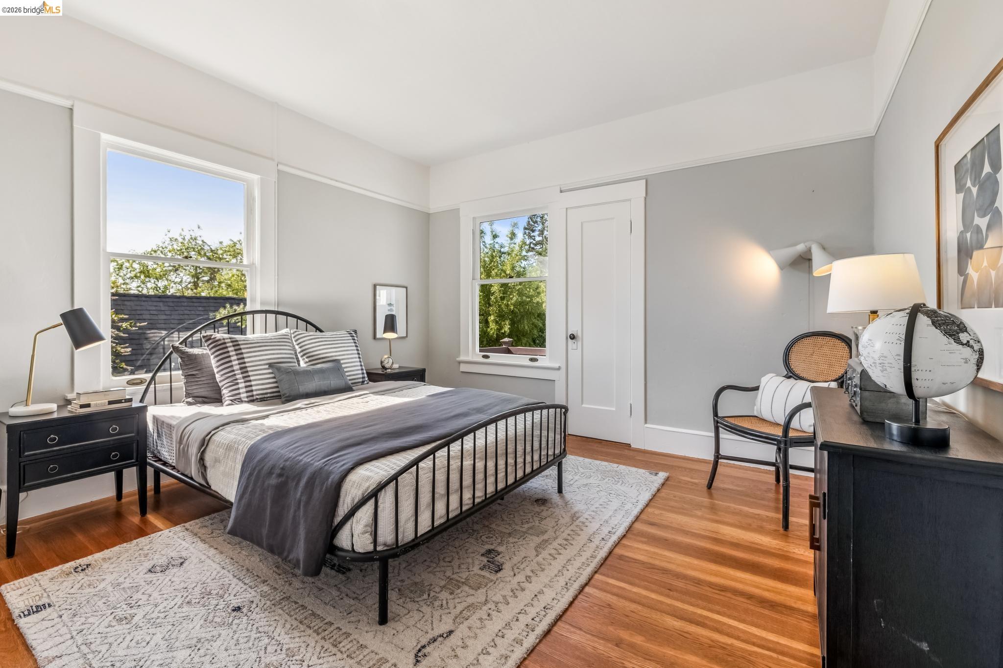 Detail Gallery Image 37 of 60 For 1715 Oakland Ave, Piedmont,  CA 94611 - 4 Beds | 2/2 Baths