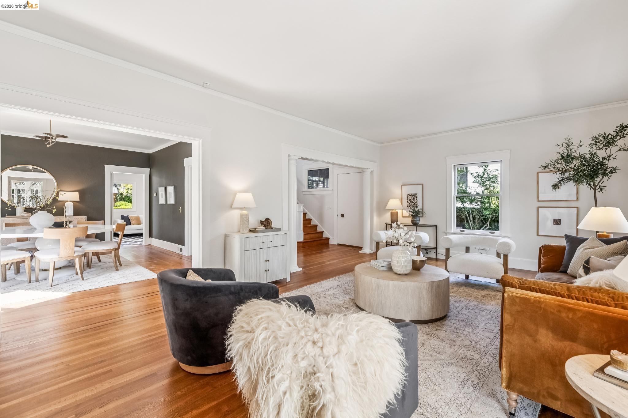 Detail Gallery Image 10 of 60 For 1715 Oakland Ave, Piedmont,  CA 94611 - 4 Beds | 2/2 Baths