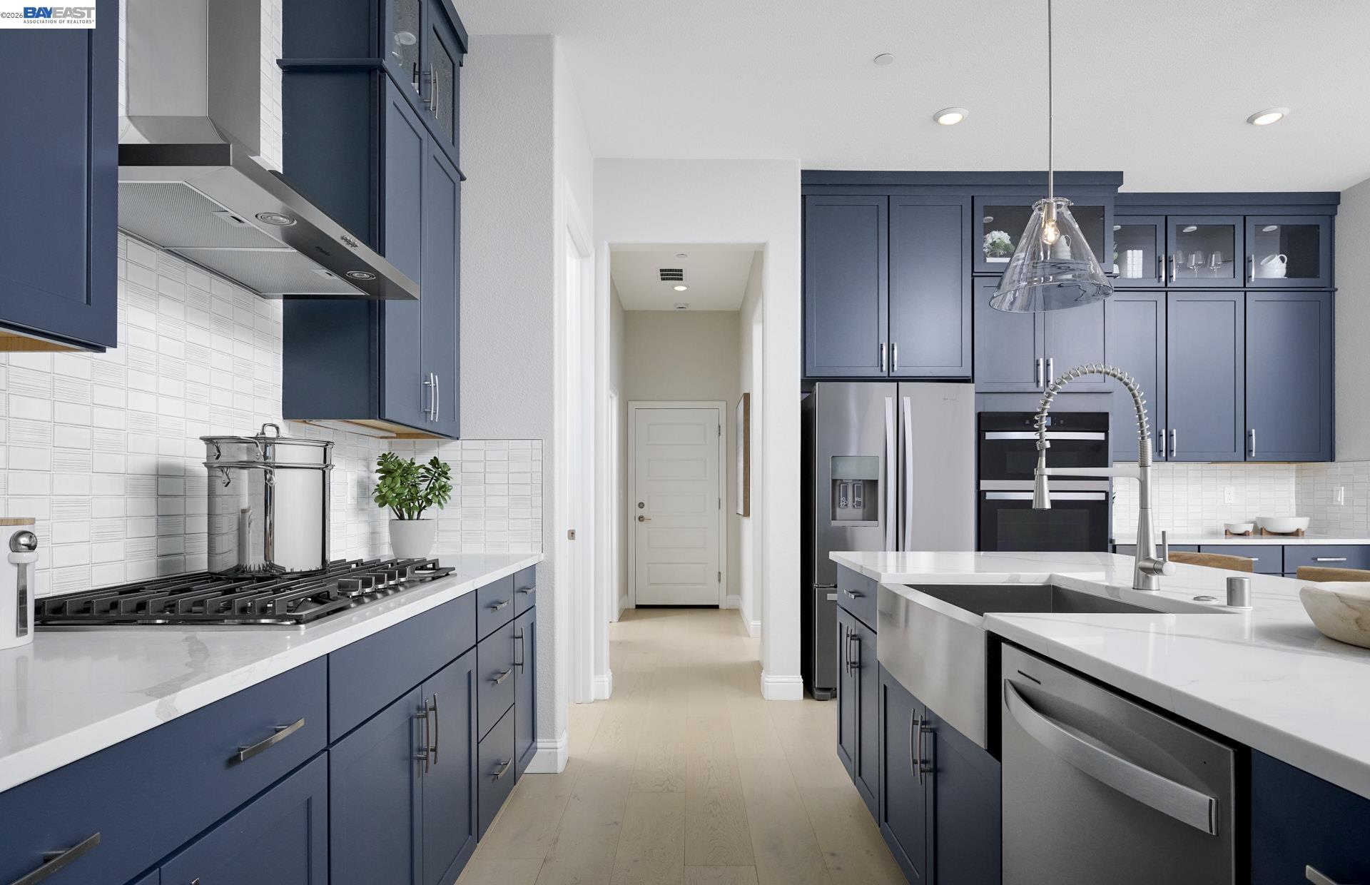 Front Image Thumbnail for BE41128876