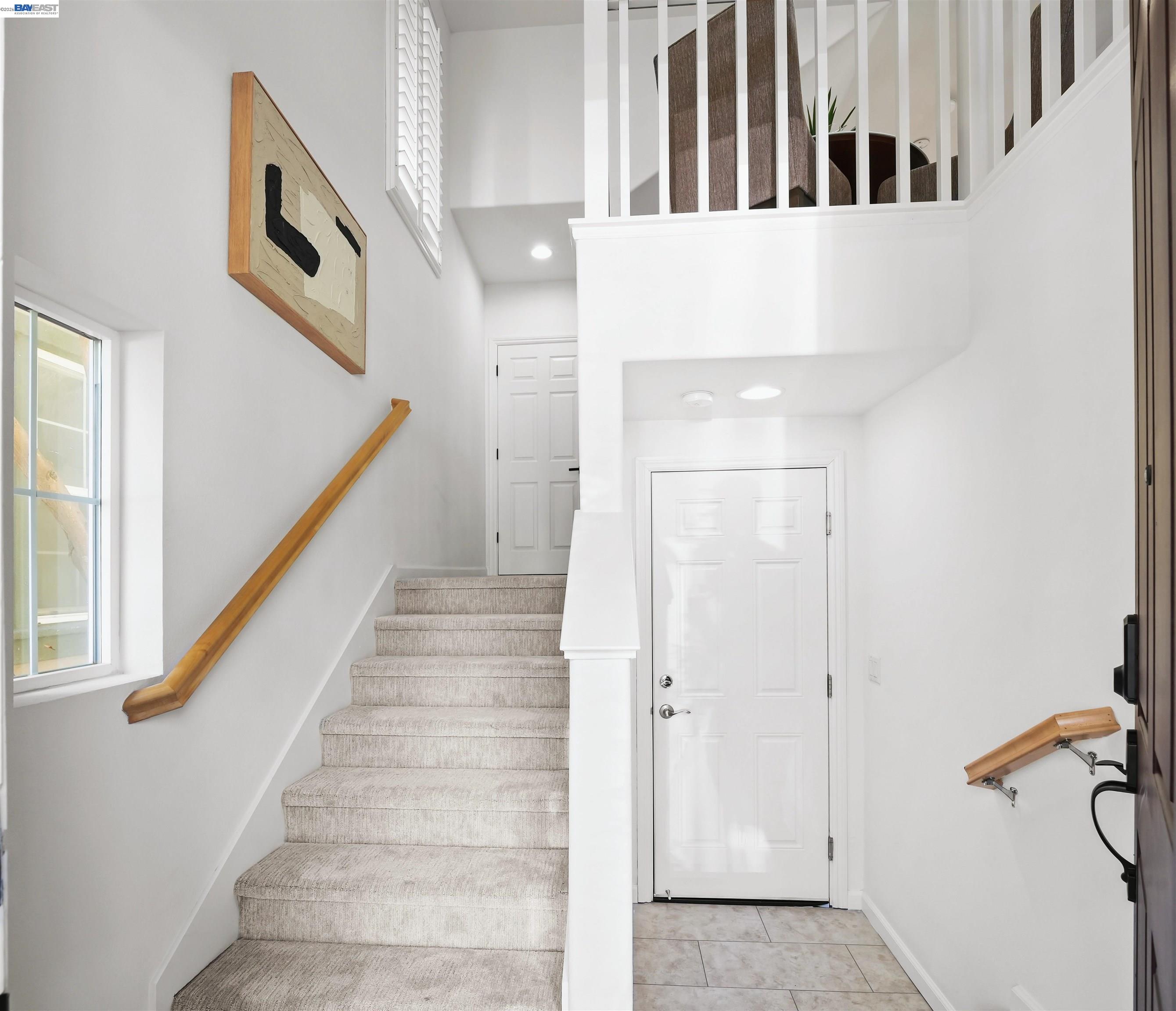 Detail Gallery Image 2 of 30 For 215 Olive Hill Dr, San Jose,  CA 95125 - 3 Beds | 2/1 Baths