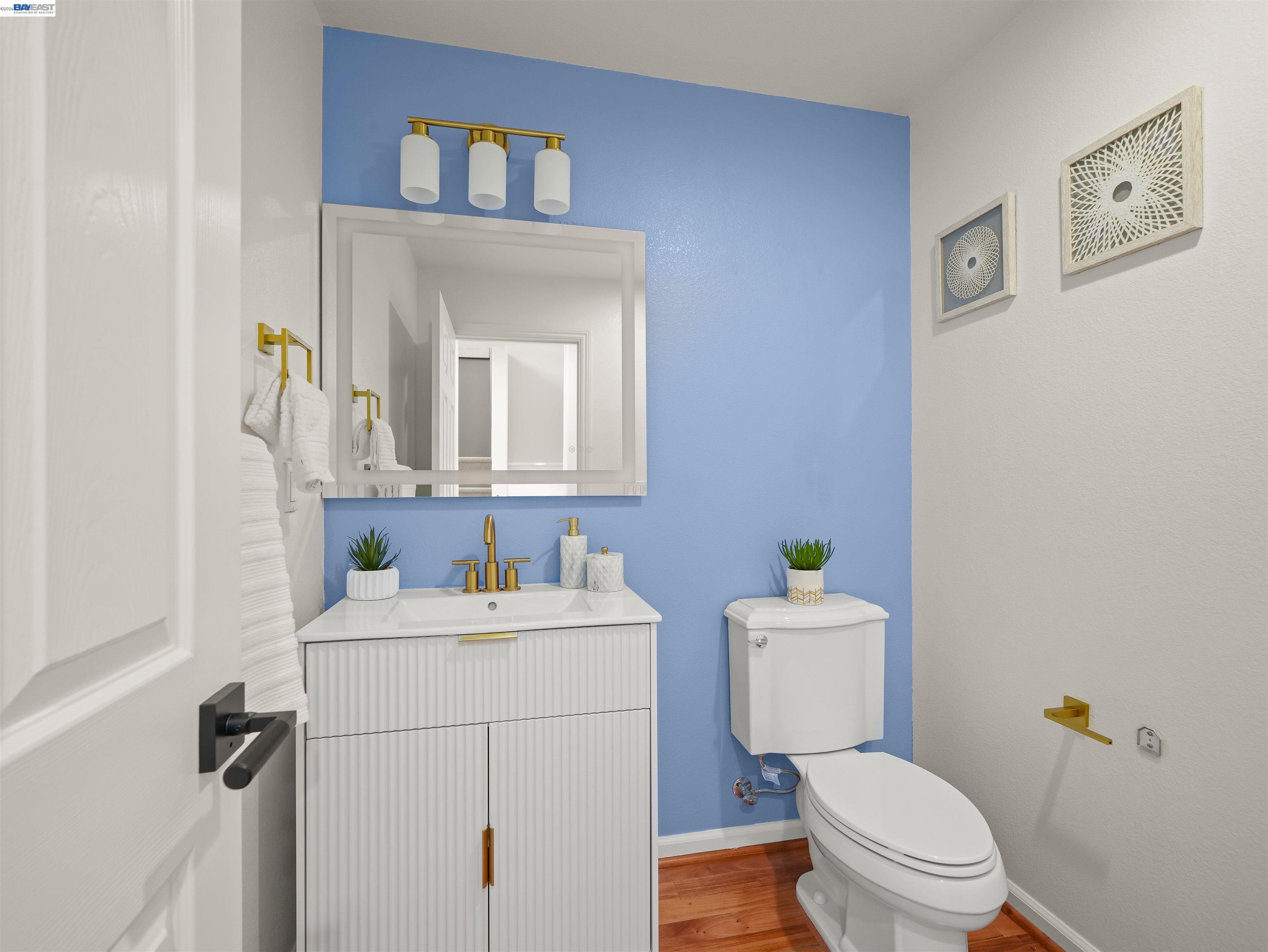 Detail Gallery Image 13 of 30 For 215 Olive Hill Dr, San Jose,  CA 95125 - 3 Beds | 2/1 Baths