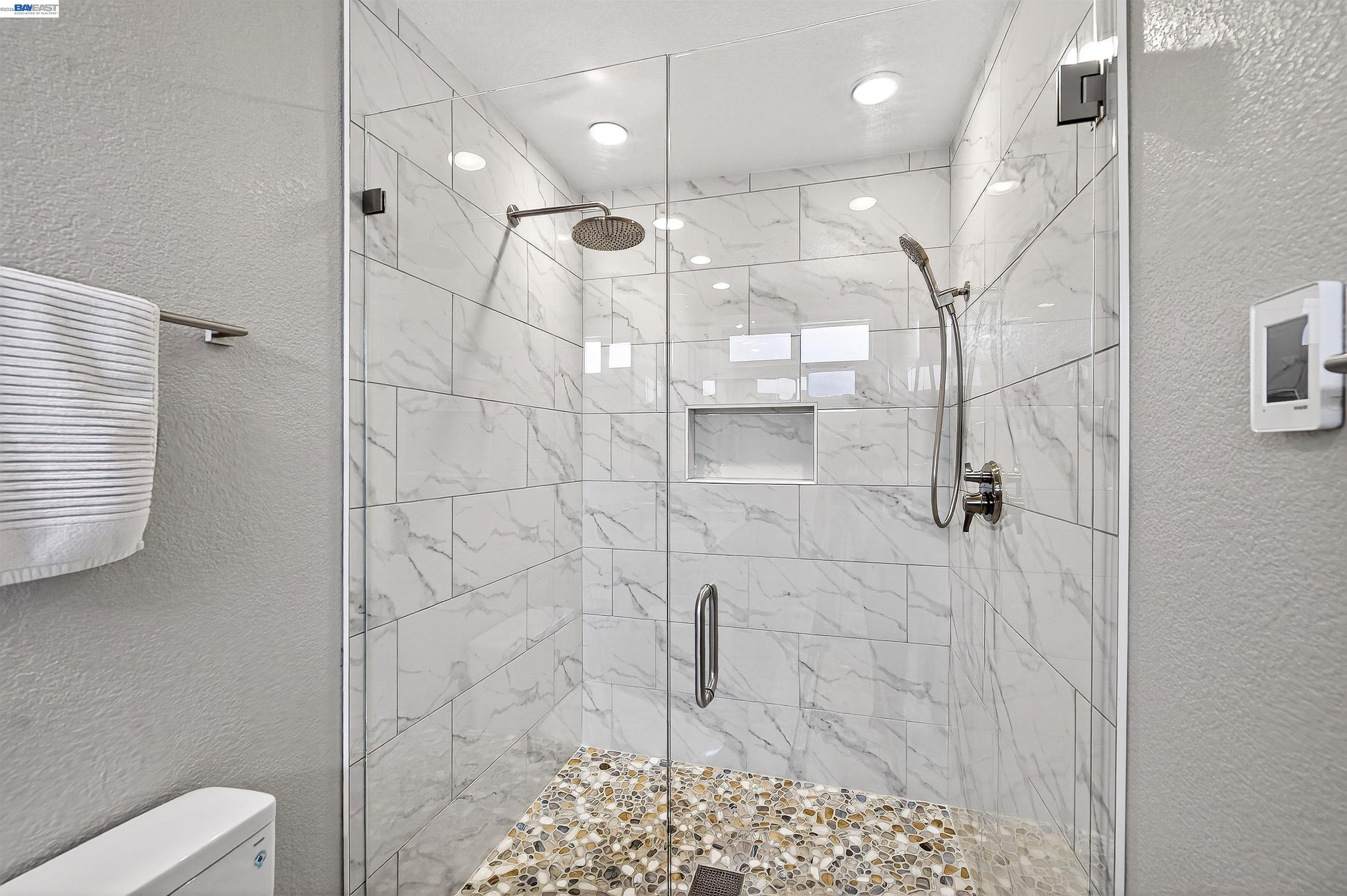 Detail Gallery Image 21 of 45 For 4849 Smith Gate Ct, Pleasanton,  CA 94566 - 4 Beds | 2 Baths