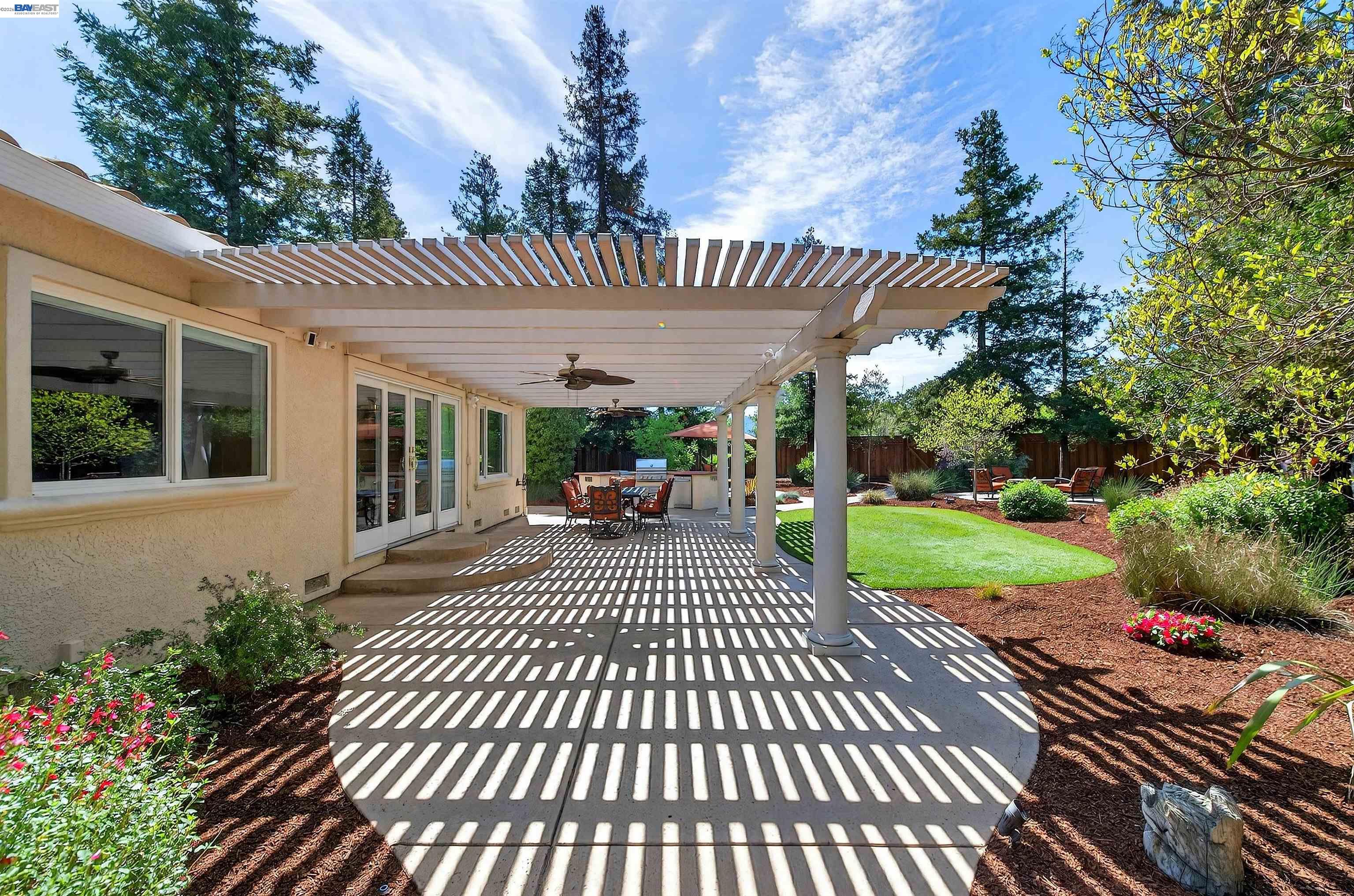 Detail Gallery Image 29 of 45 For 4849 Smith Gate Ct, Pleasanton,  CA 94566 - 4 Beds | 2 Baths