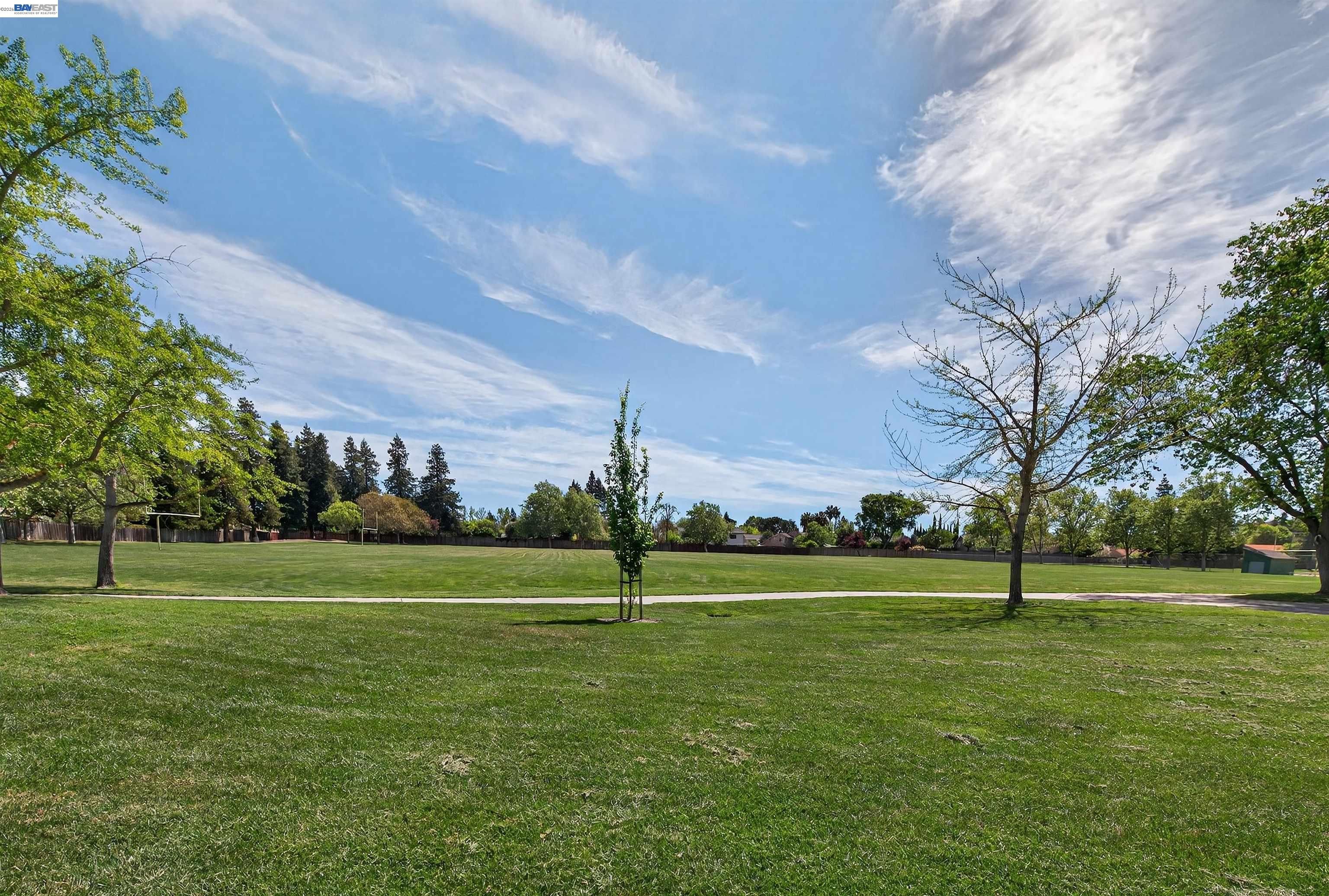 Detail Gallery Image 43 of 45 For 4849 Smith Gate Ct, Pleasanton,  CA 94566 - 4 Beds | 2 Baths