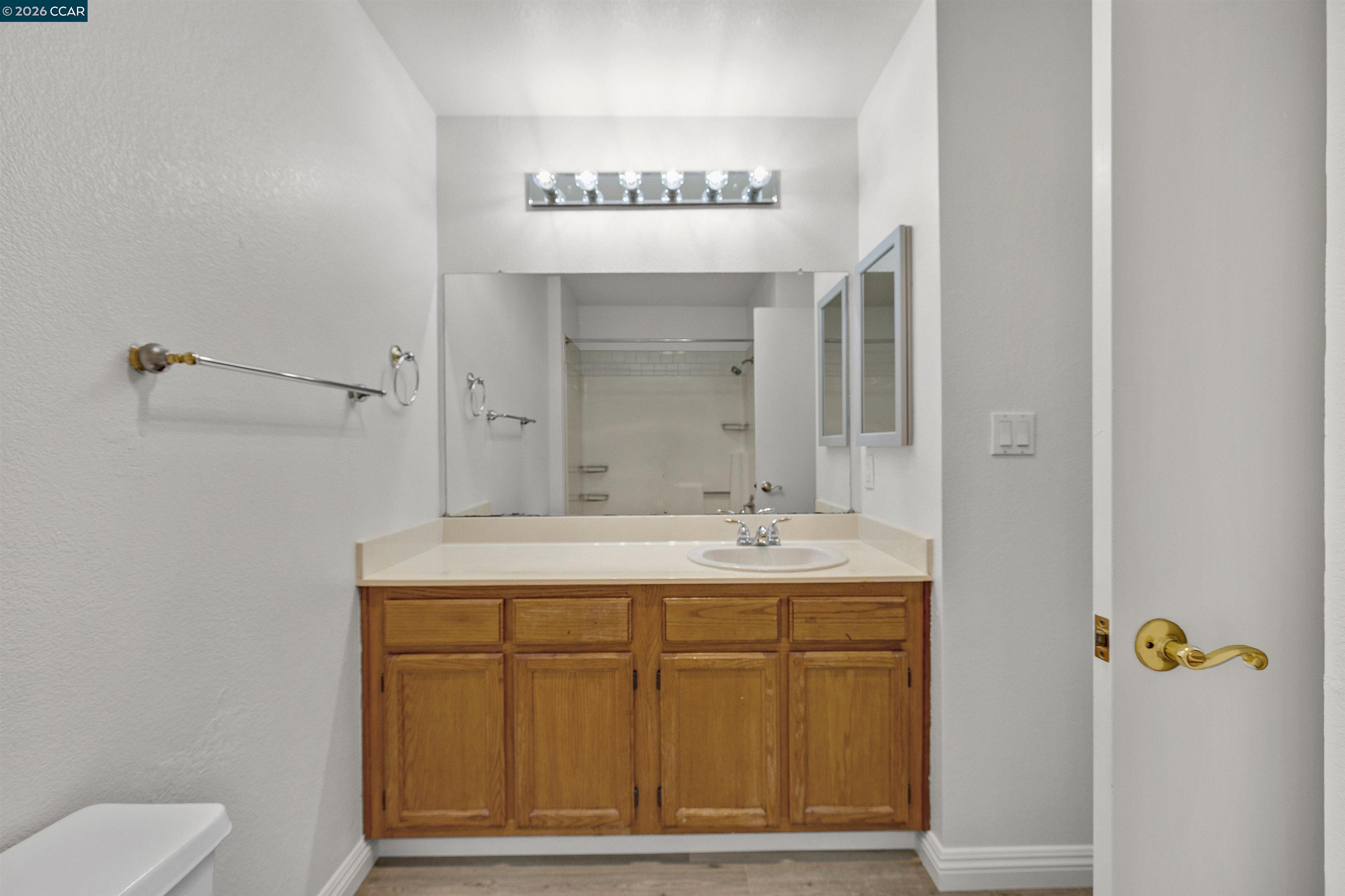 Photo #16: 41128881 Listing: Photo #16