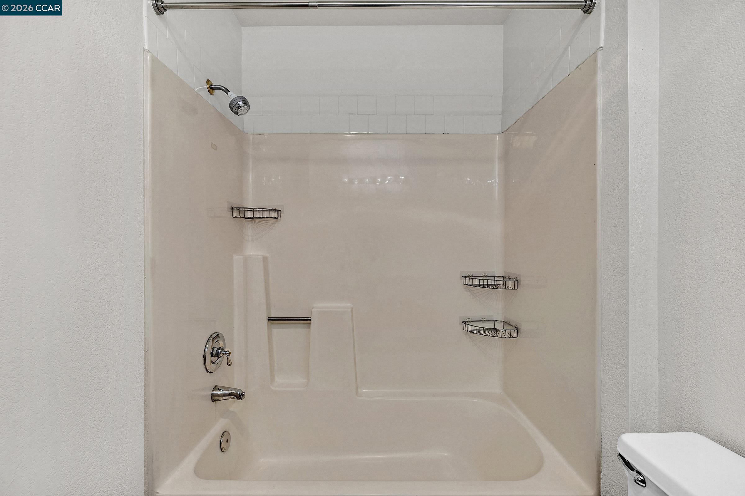 Photo #17: 41128881 Listing: Photo #17