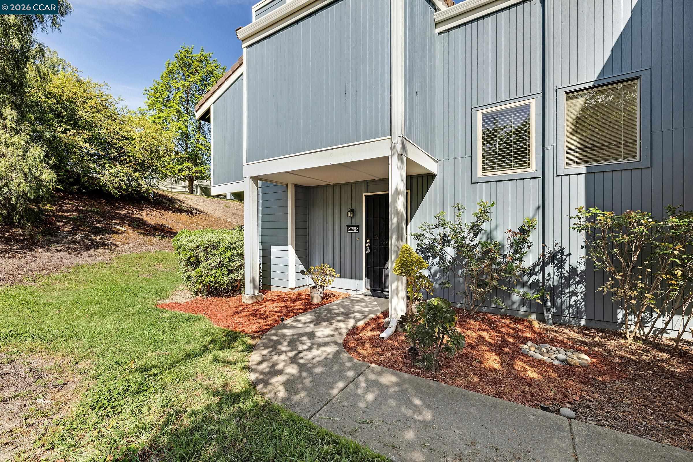 Photo #4: 41128881 Listing: Photo #4