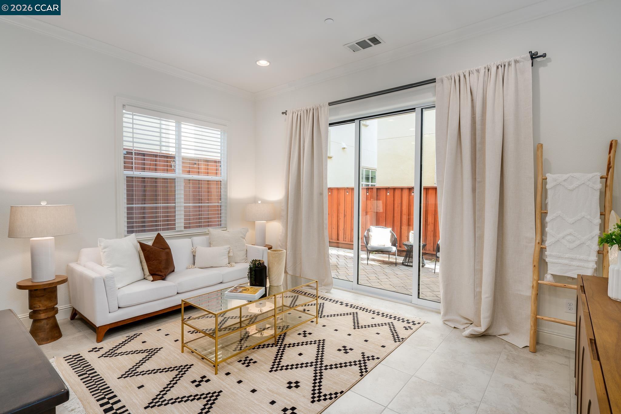 Detail Gallery Image 8 of 30 For 5130 Rowan Dr, San Ramon,  CA 94582 - 4 Beds | 2/2 Baths