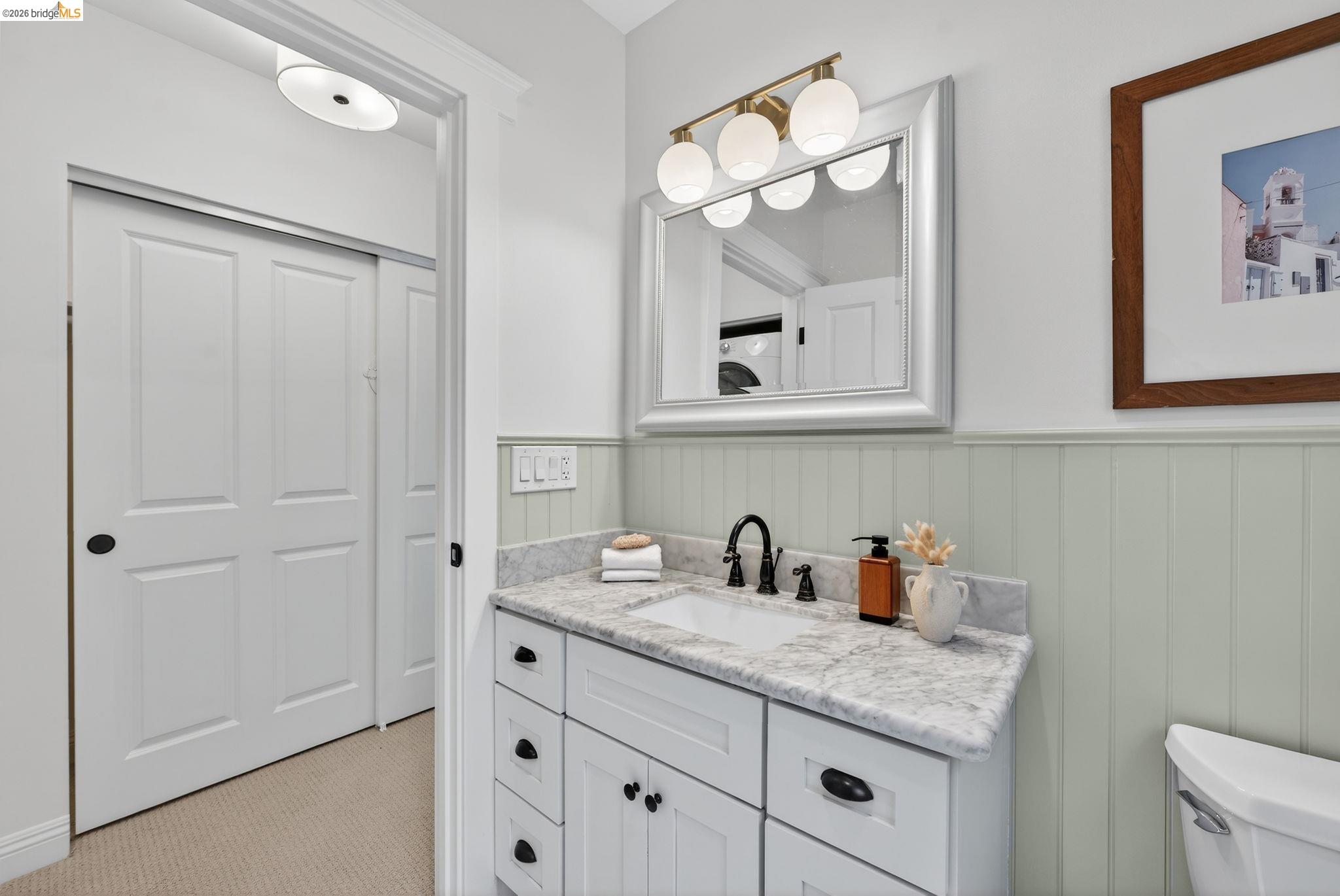 Detail Gallery Image 12 of 29 For 1075 41st St, Emeryville,  CA 94608 - 3 Beds | 3 Baths