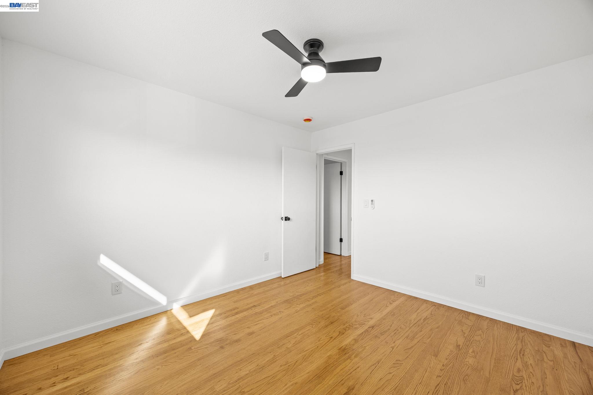 Detail Gallery Image 19 of 47 For 6628 Helen Ct, Oakland,  CA 94608 - – Beds | – Baths