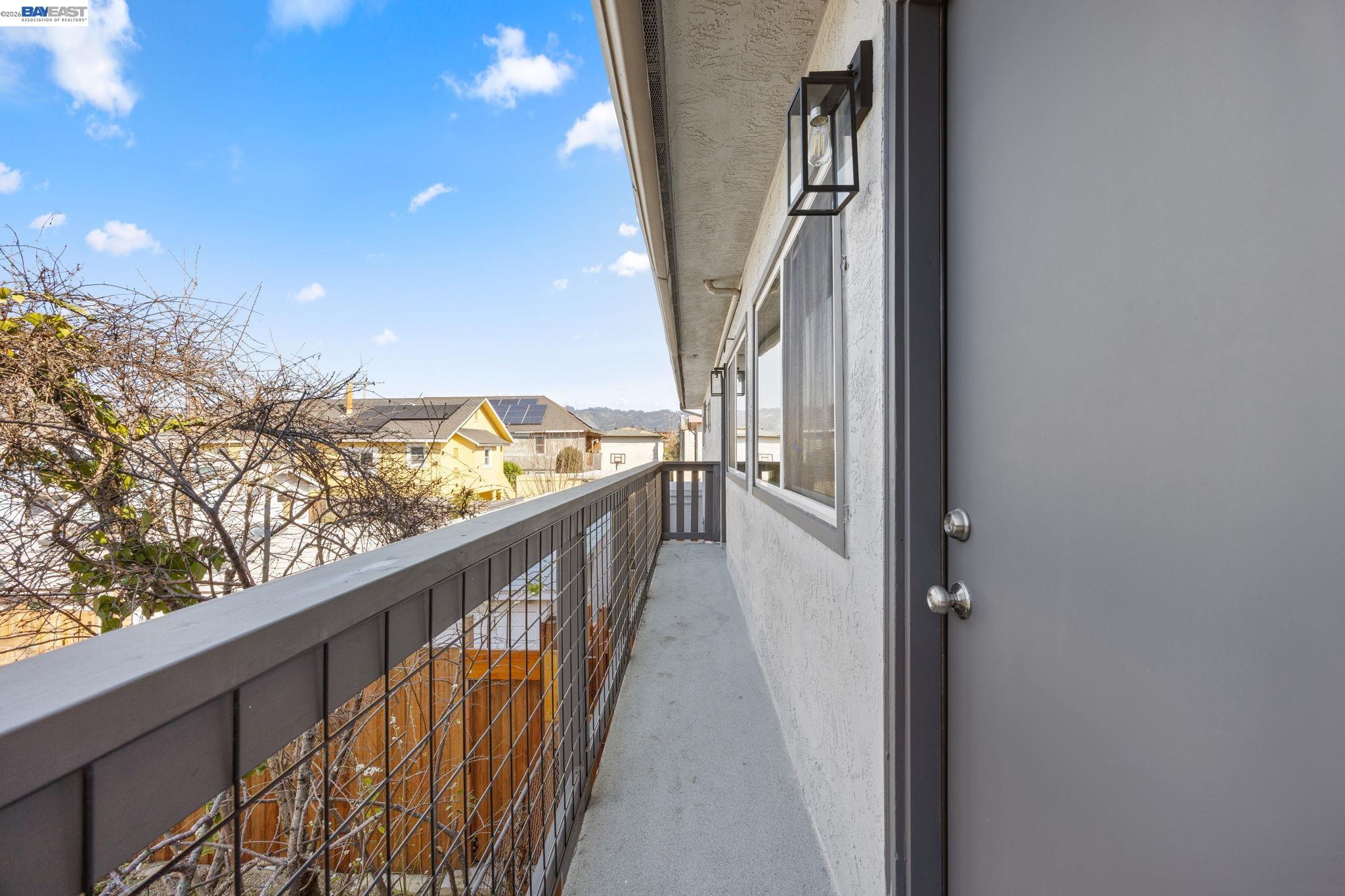 Detail Gallery Image 20 of 47 For 6628 Helen Ct, Oakland,  CA 94608 - – Beds | – Baths