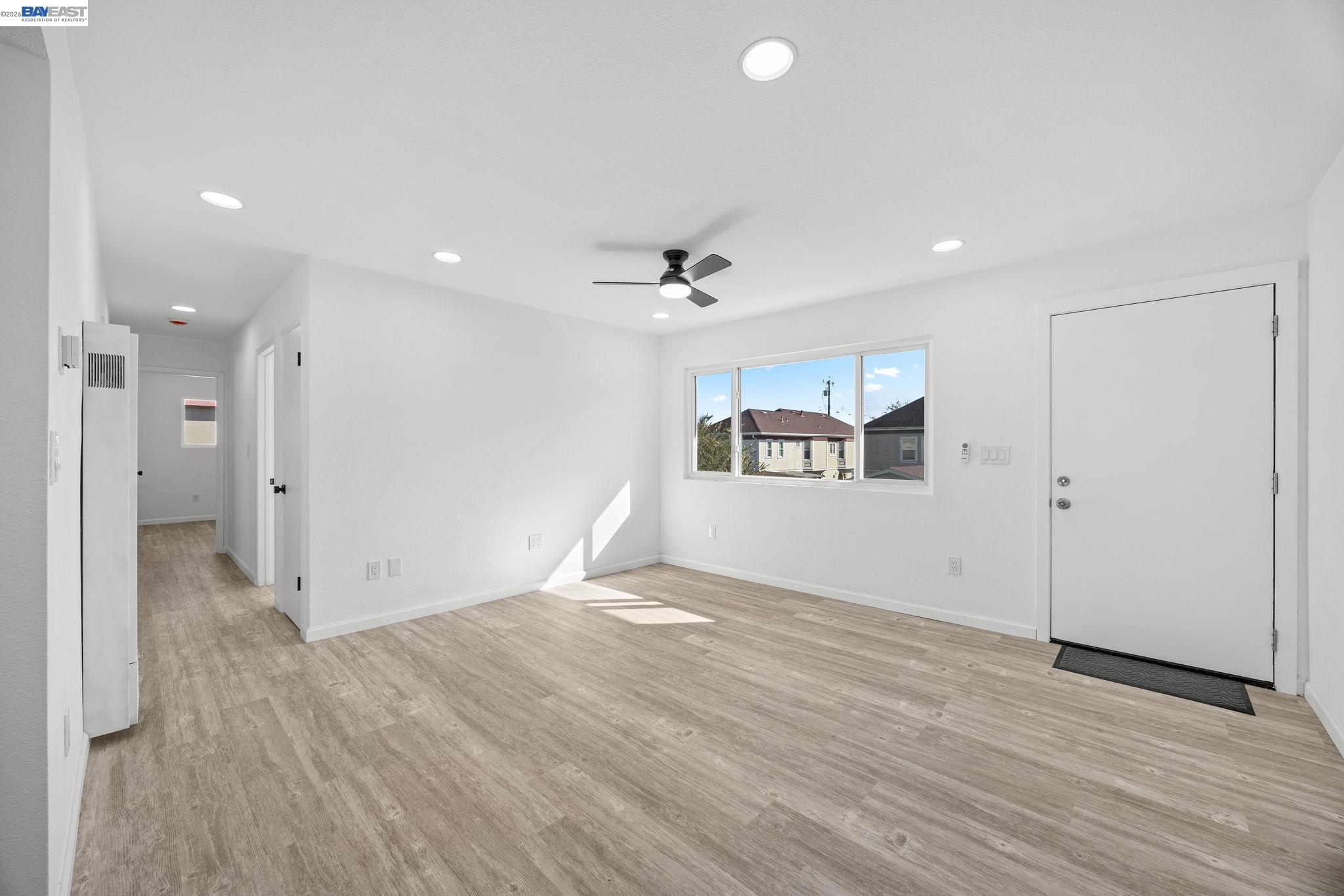 Detail Gallery Image 24 of 47 For 6628 Helen Ct, Oakland,  CA 94608 - – Beds | – Baths