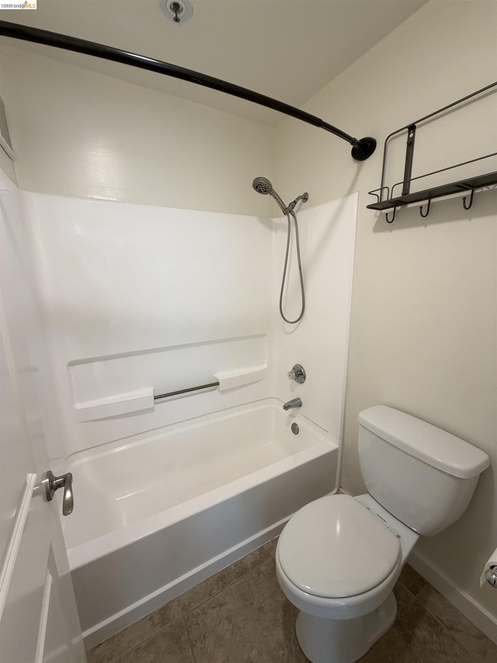 Detail Gallery Image 12 of 25 For 6400 Christie Ave #4124,  Emeryville,  CA 94608 - 1 Beds | 1 Baths