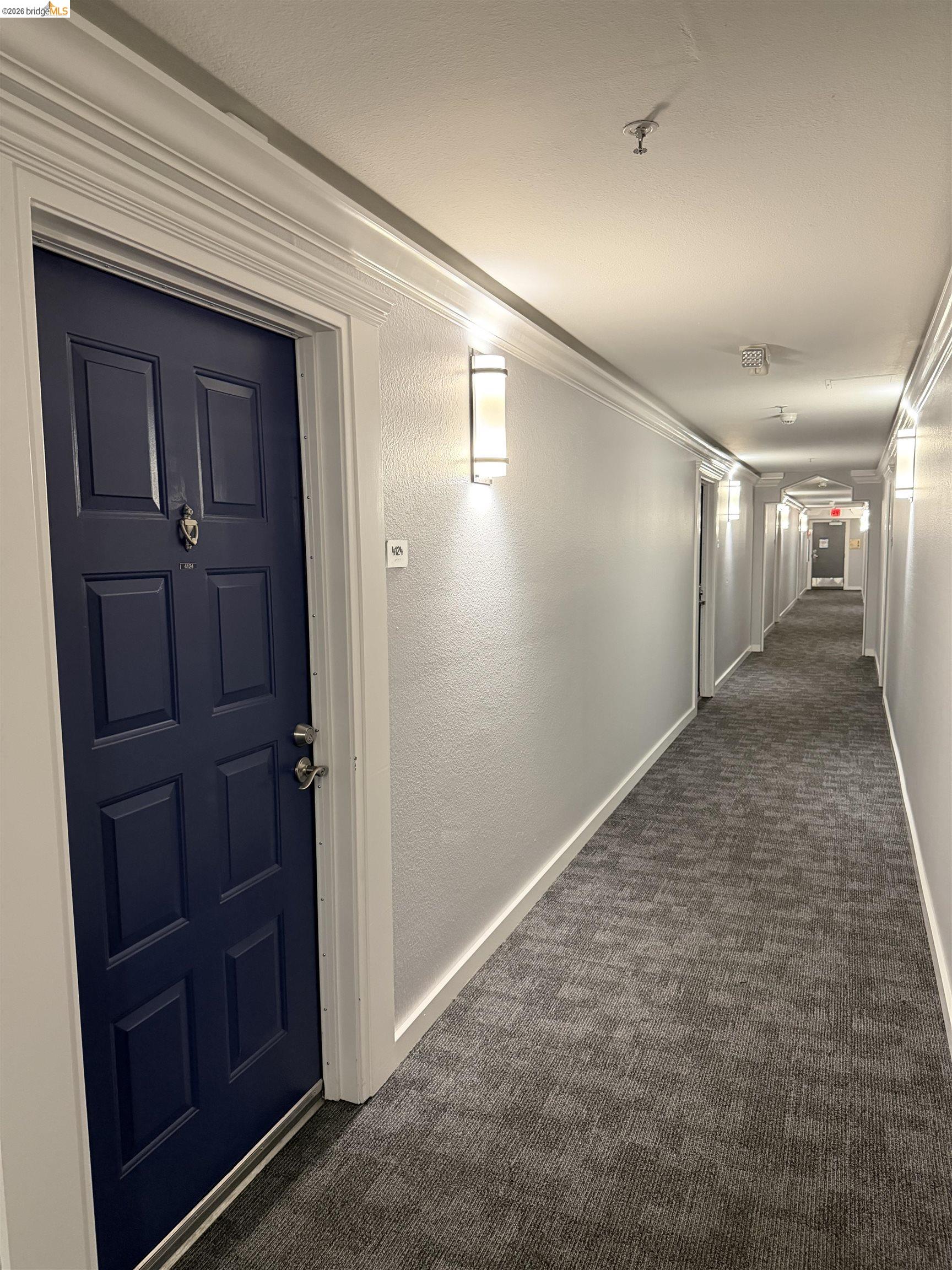 Detail Gallery Image 5 of 25 For 6400 Christie Ave #4124,  Emeryville,  CA 94608 - 1 Beds | 1 Baths