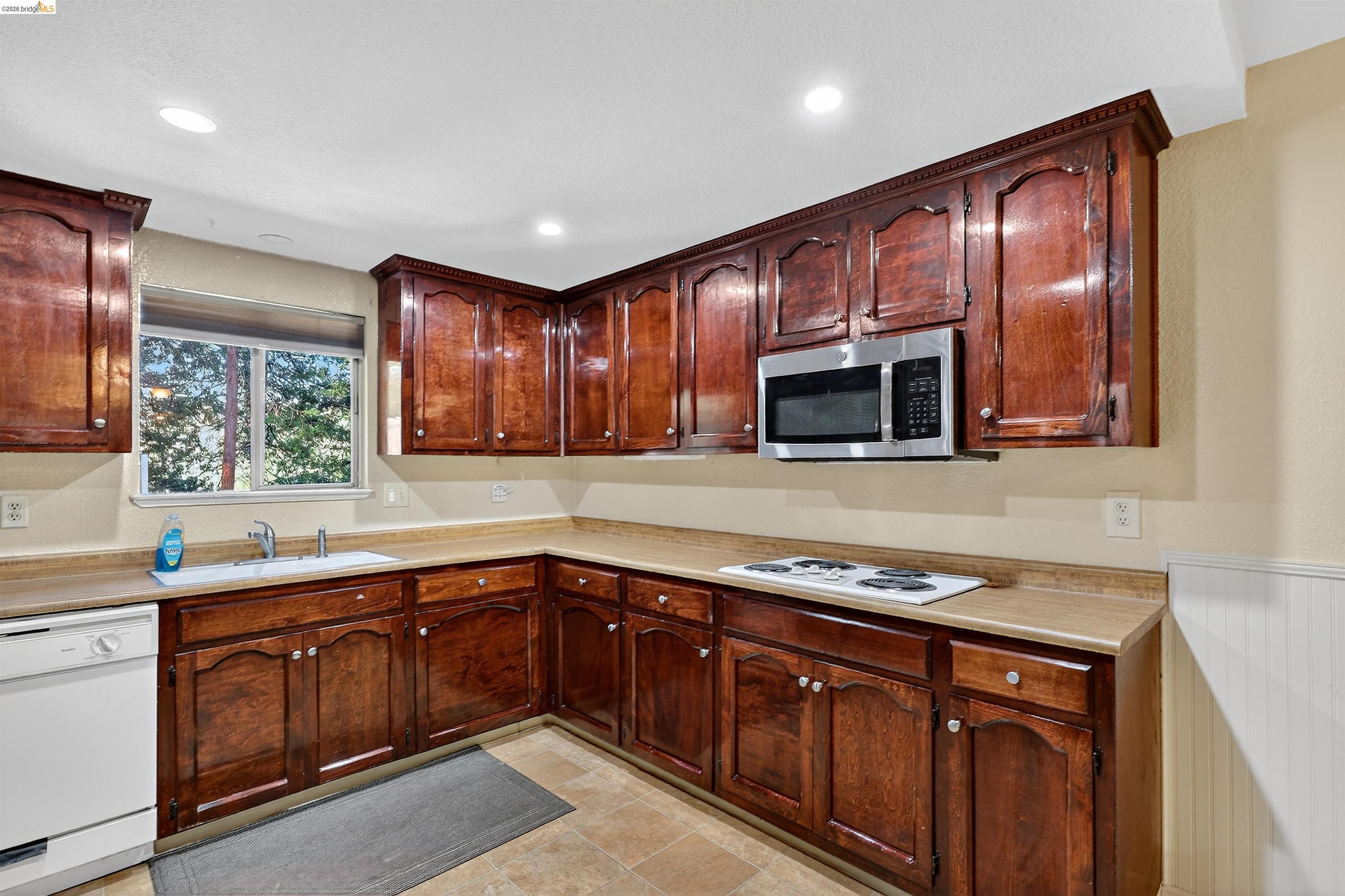 Detail Gallery Image 6 of 59 For 19388 Poplar, Twain Harte,  CA 95383 - 3 Beds | 2 Baths