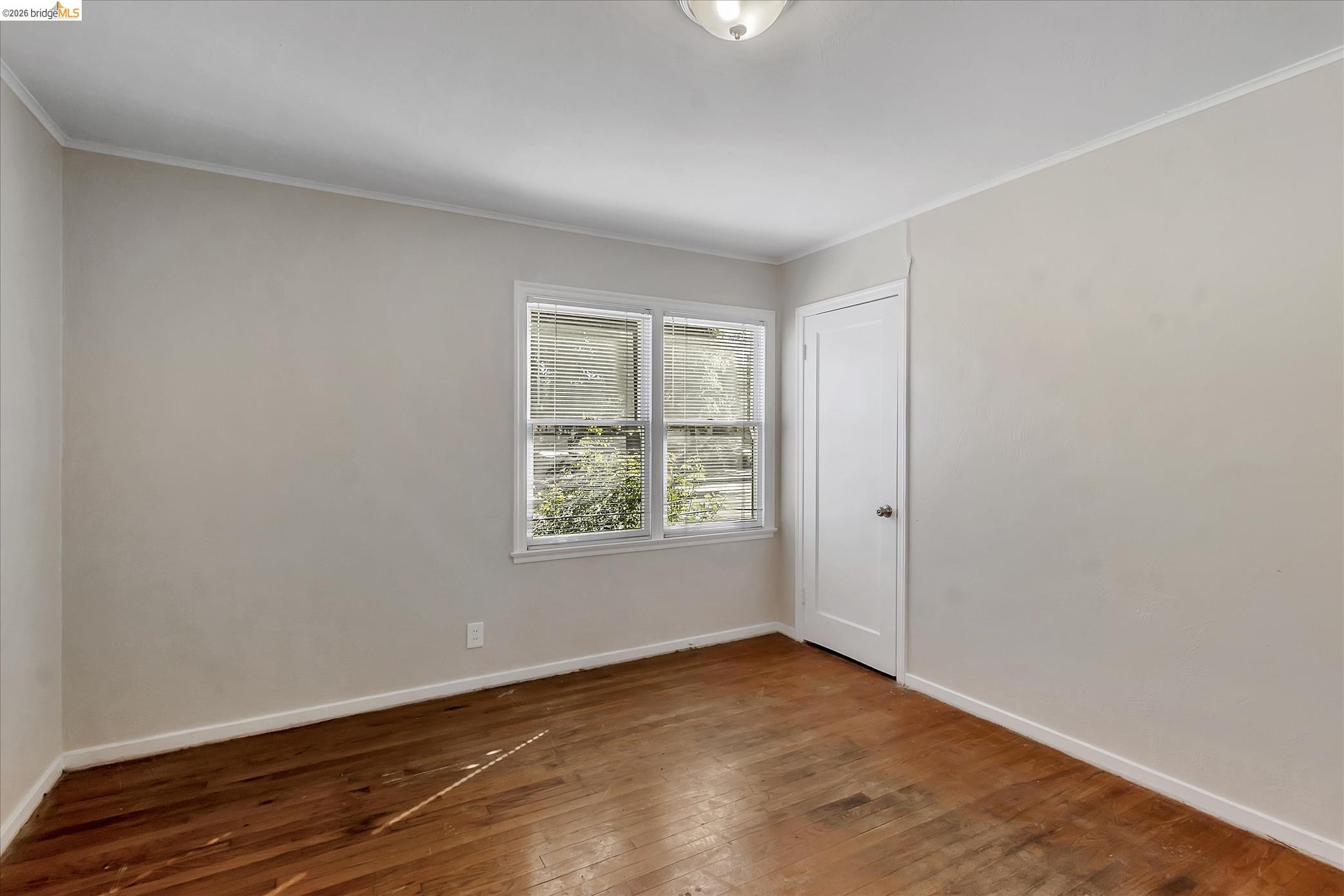 Detail Gallery Image 25 of 33 For 827 Chestnut St, Redwood City,  CA 94063 - 2 Beds | 1 Baths