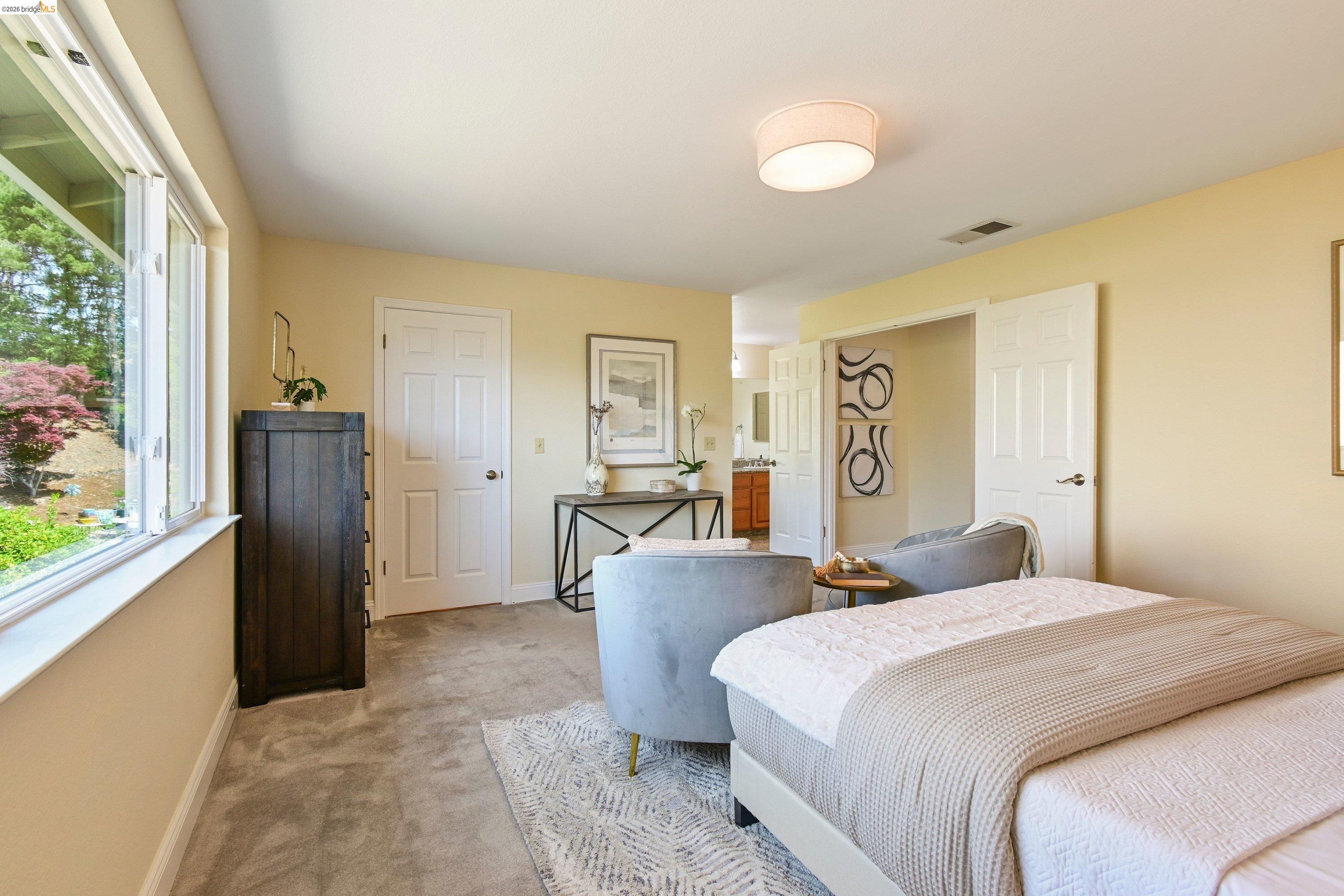 Detail Gallery Image 32 of 53 For 4303 Chamberlin Ct, Oakland,  CA 94619 - 4 Beds | 3 Baths