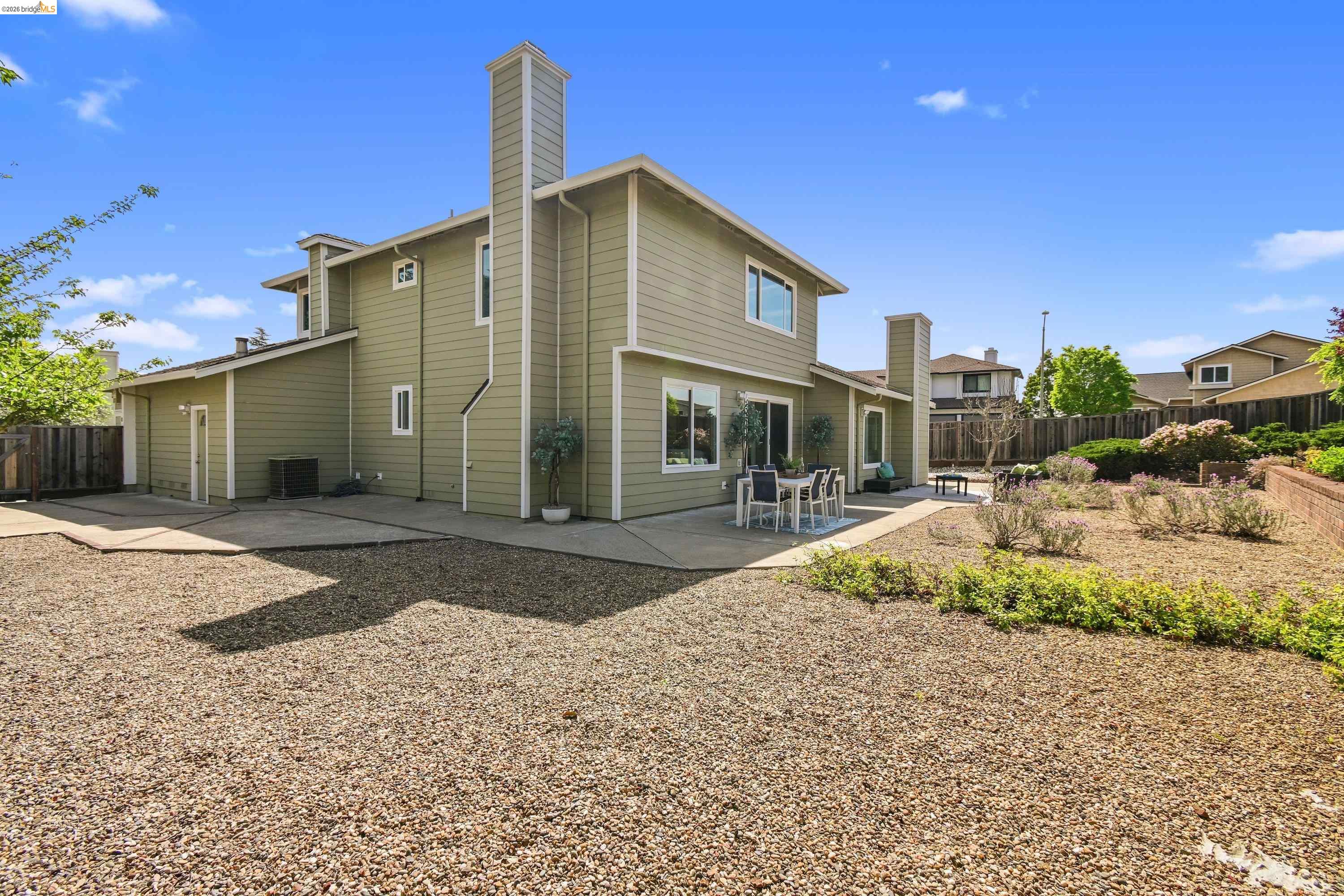 Detail Gallery Image 53 of 53 For 4303 Chamberlin Ct, Oakland,  CA 94619 - 4 Beds | 3 Baths