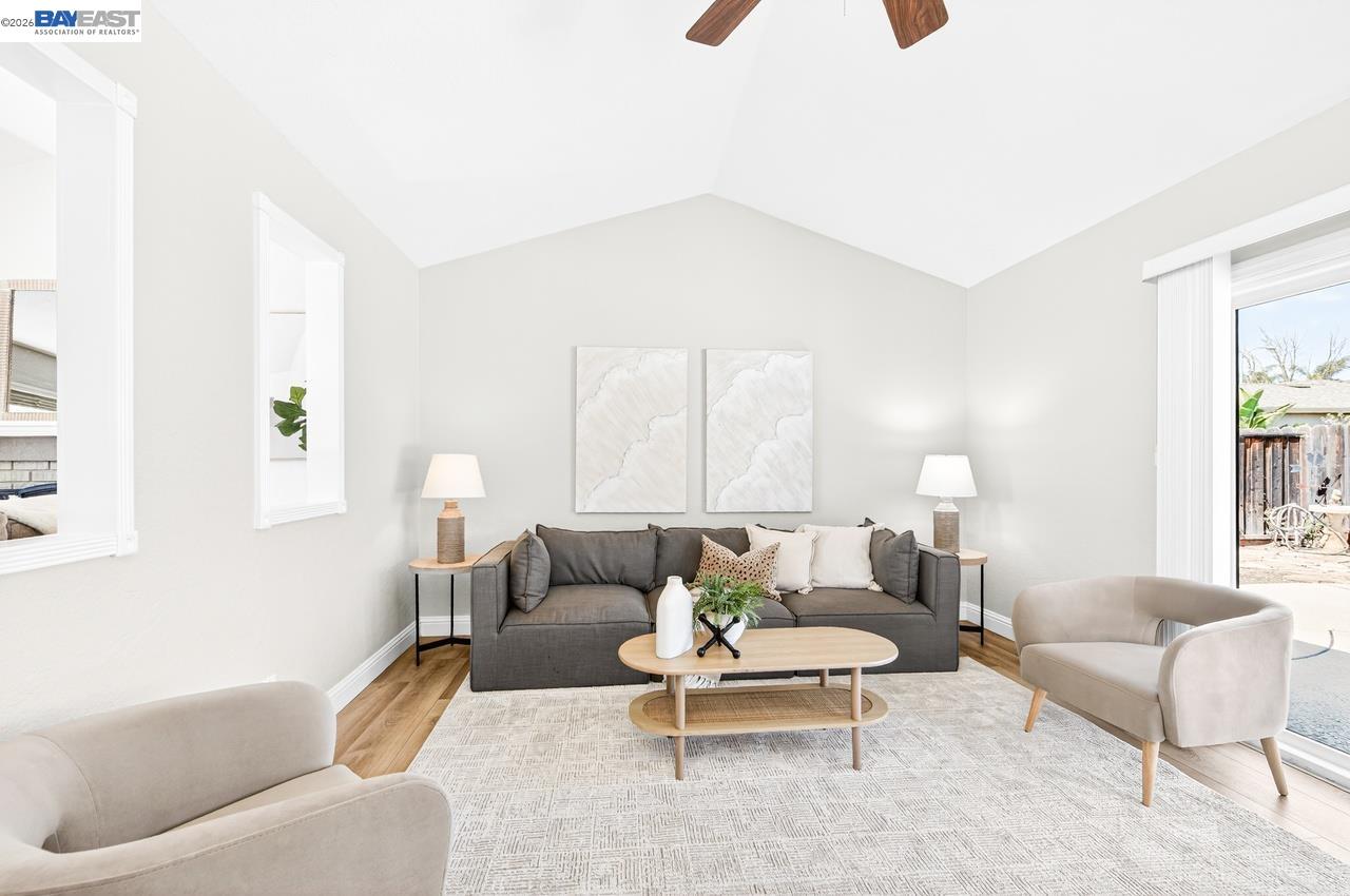 Detail Gallery Image 20 of 42 For 1184 Crystal Cir, Livermore,  CA 94550 - 4 Beds | 2 Baths