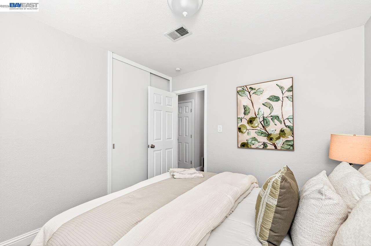 Detail Gallery Image 29 of 42 For 1184 Crystal Cir, Livermore,  CA 94550 - 4 Beds | 2 Baths