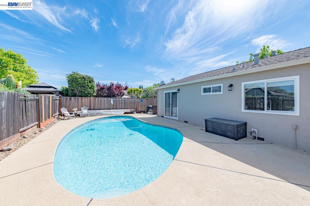 Detail Gallery Image 39 of 42 For 1184 Crystal Cir, Livermore,  CA 94550 - 4 Beds | 2 Baths