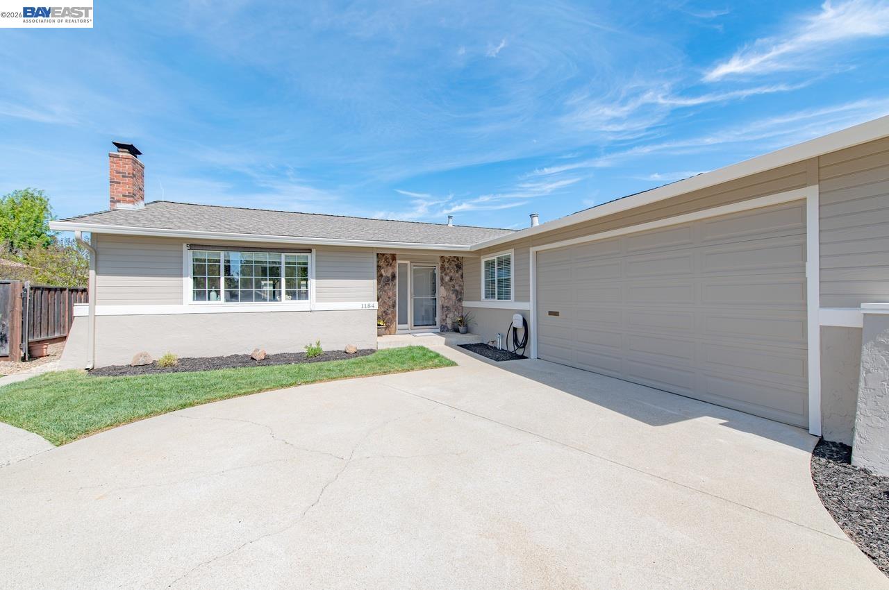 Detail Gallery Image 6 of 42 For 1184 Crystal Cir, Livermore,  CA 94550 - 4 Beds | 2 Baths