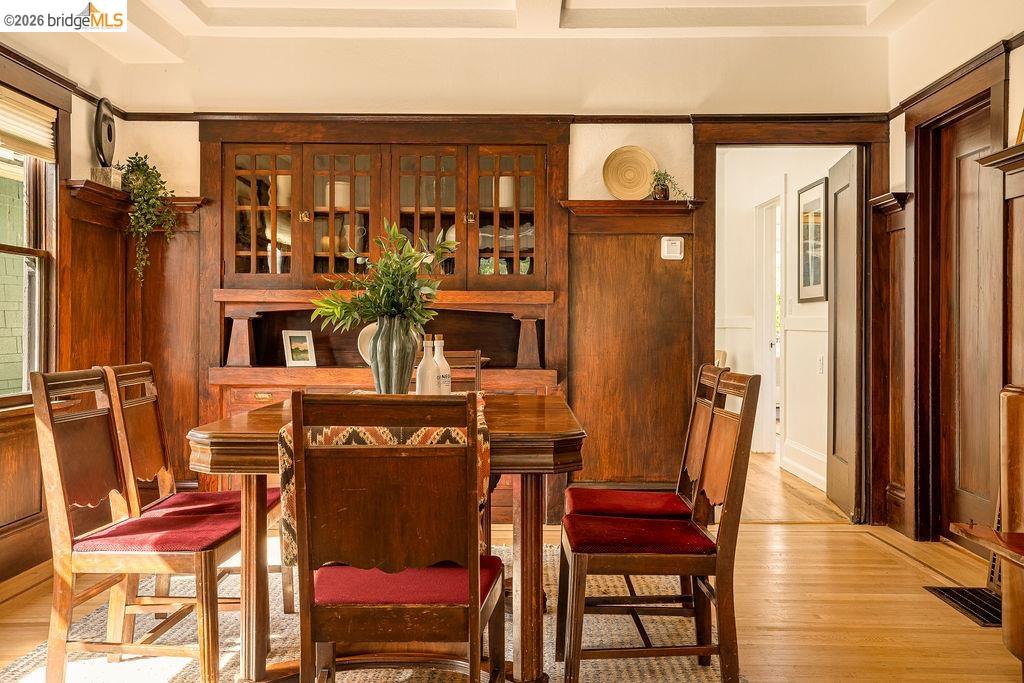 Detail Gallery Image 17 of 60 For 970 39th St, Oakland,  CA 94608 - 2 Beds | 1 Baths