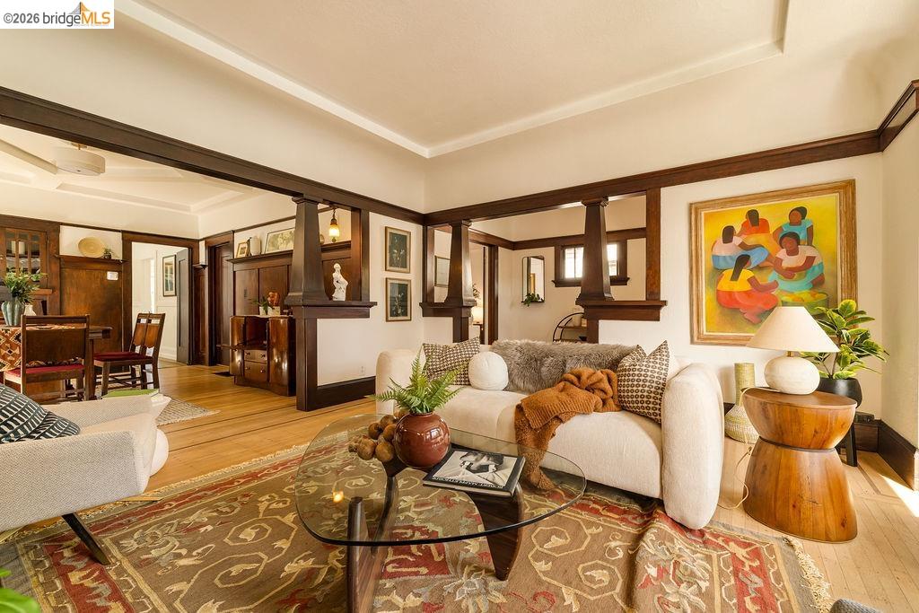 Detail Gallery Image 19 of 60 For 970 39th St, Oakland,  CA 94608 - 2 Beds | 1 Baths