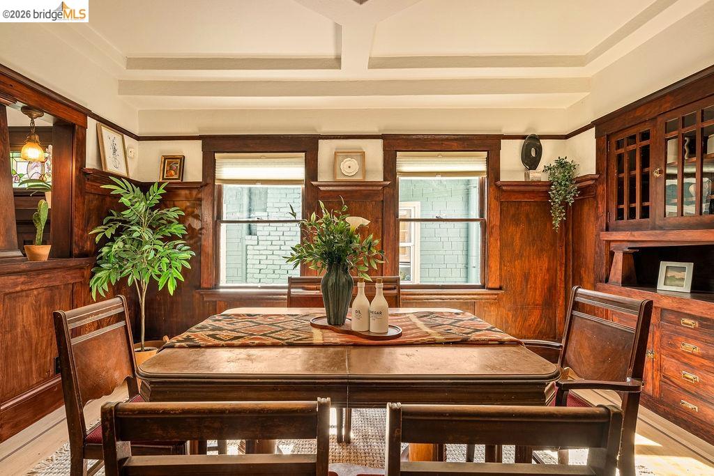 Detail Gallery Image 24 of 60 For 970 39th St, Oakland,  CA 94608 - 2 Beds | 1 Baths