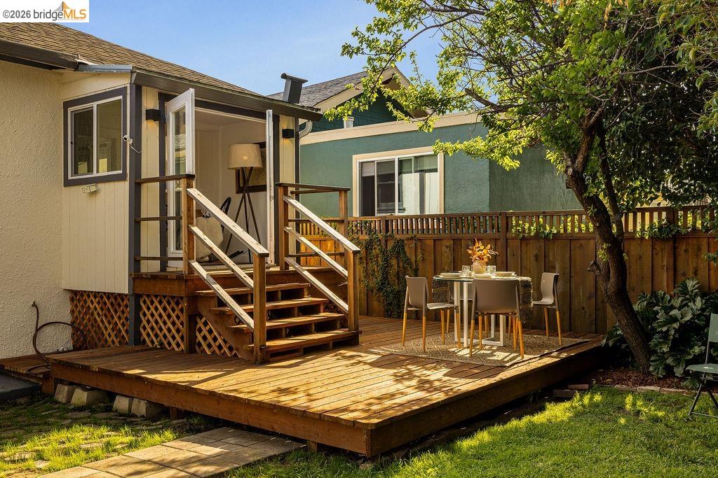 Detail Gallery Image 51 of 60 For 970 39th St, Oakland,  CA 94608 - 2 Beds | 1 Baths