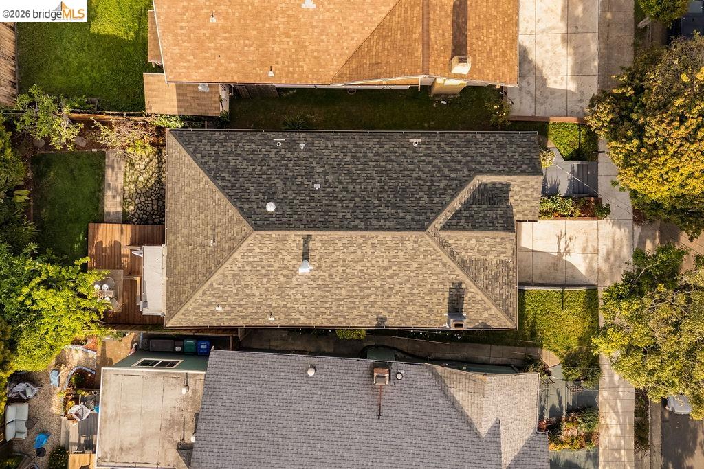 Detail Gallery Image 59 of 60 For 970 39th St, Oakland,  CA 94608 - 2 Beds | 1 Baths