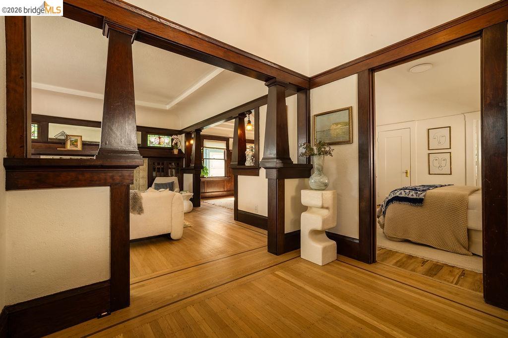 Detail Gallery Image 10 of 60 For 970 39th St, Oakland,  CA 94608 - 2 Beds | 1 Baths