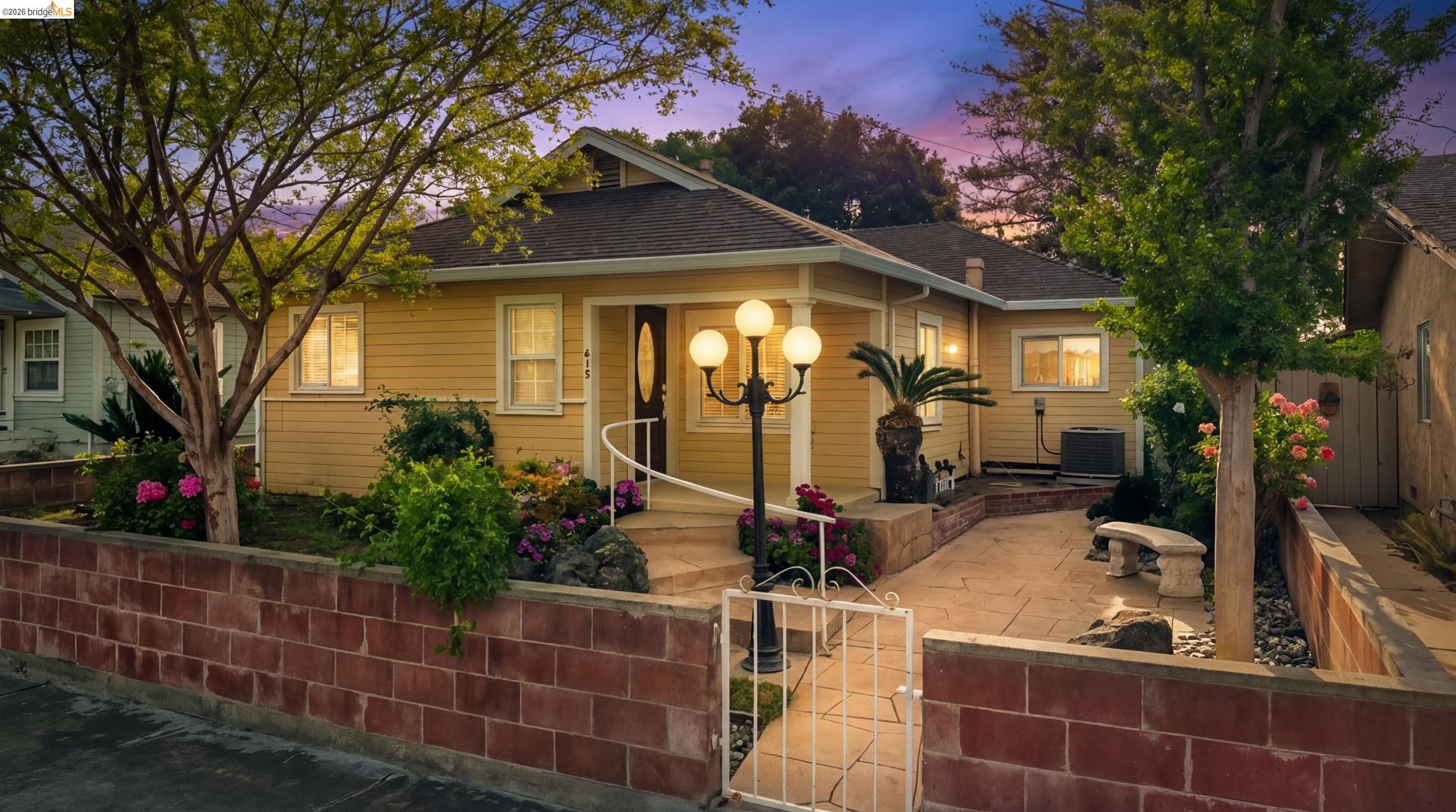 Front Image Thumbnail for EB41128900