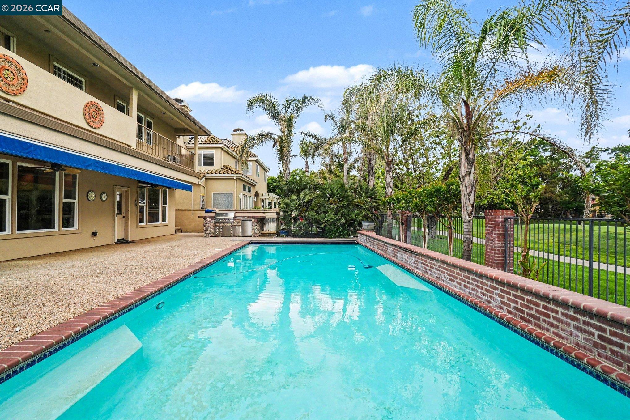 Detail Gallery Image 38 of 51 For 5666 Oakmont Ct, Discovery Bay,  CA 94505 - 5 Beds | 4 Baths