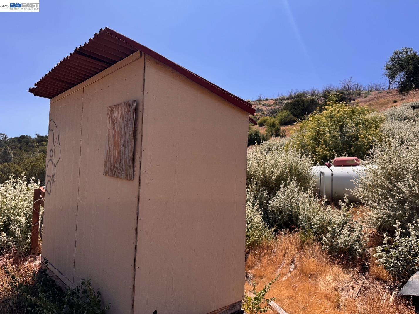 Detail Gallery Image 9 of 11 For 21810 Mines Rd, Livermore,  CA 94550 - 2 Beds | 1 Baths